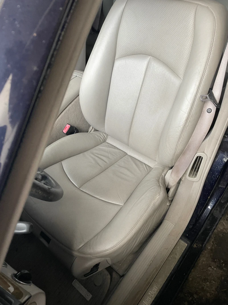 Mercedes-Benz E 320, снимка 14 - Автомобили и джипове - 47397528