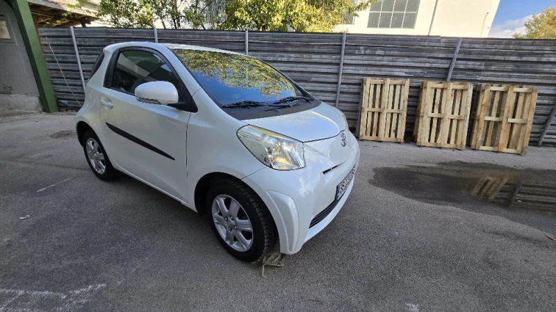 Toyota IQ, снимка 2 - Автомобили и джипове - 48626069