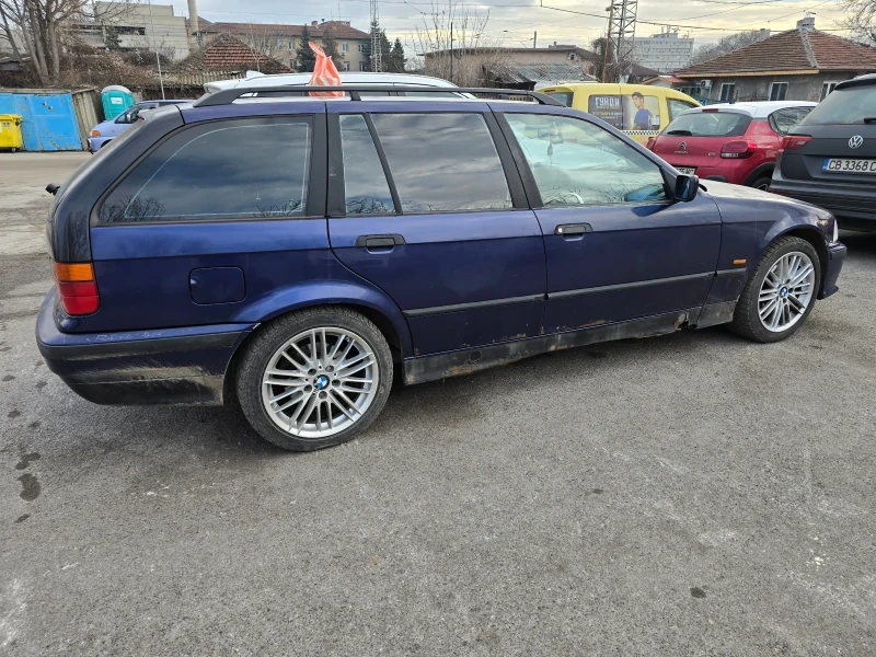 BMW 318 Touring, снимка 2 - Автомобили и джипове - 48808501