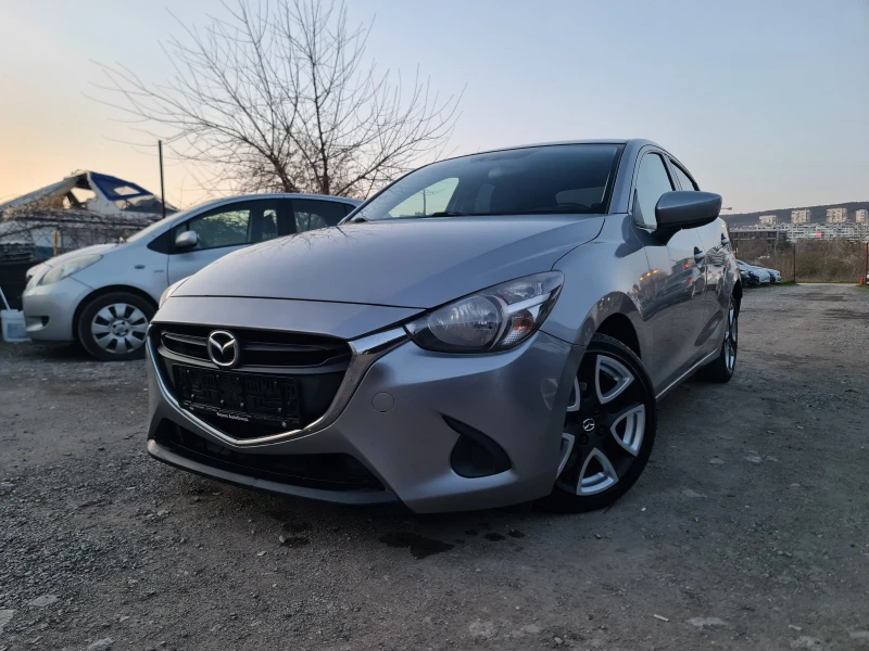 Mazda 2 УНИКАТ/АВТОМАТ , снимка 3 - Автомобили и джипове - 49599179