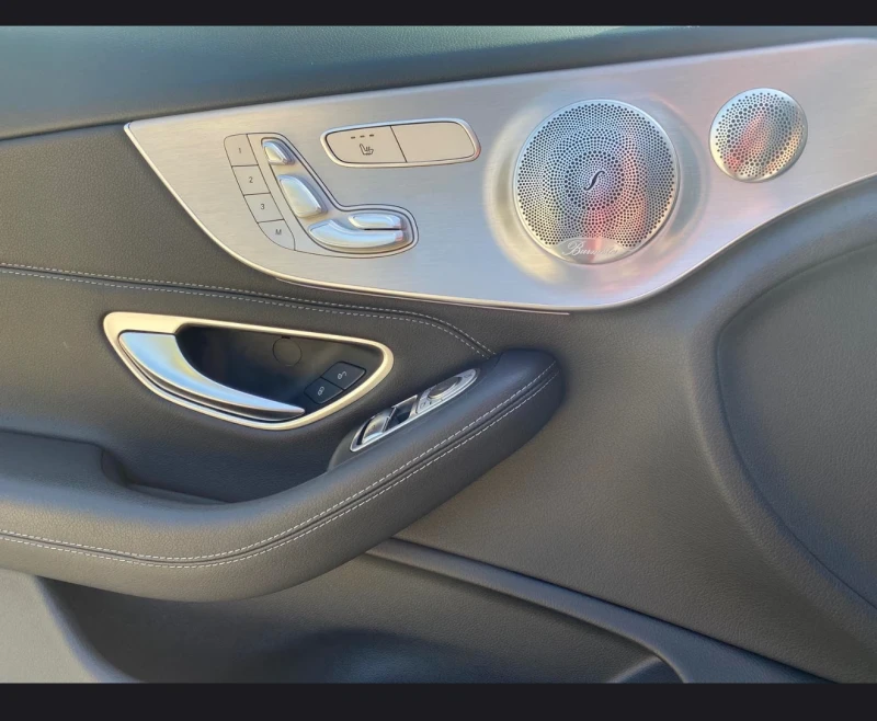 Mercedes-Benz C 200 coupe 4matic, снимка 4 - Автомобили и джипове - 52229961