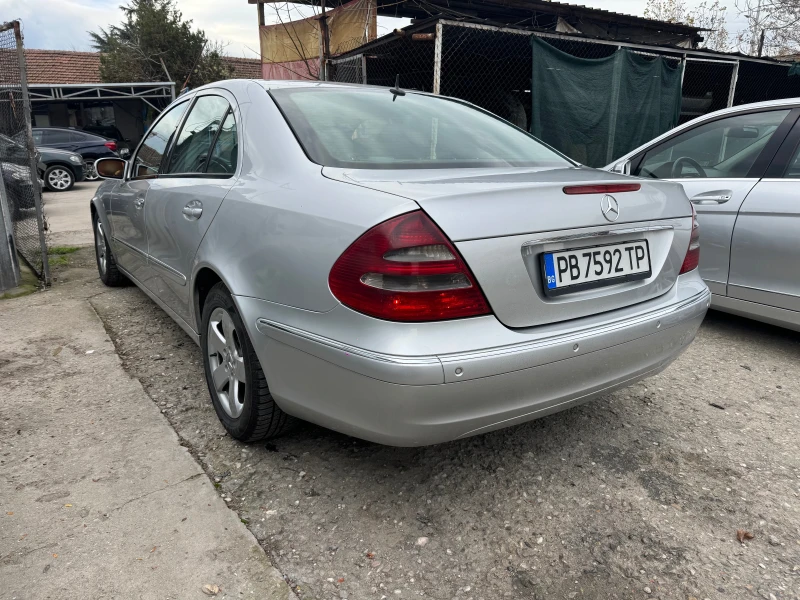 Mercedes-Benz E 270 CDI 177HP AVTOMAT NAVI KLIMA 2004G, снимка 6 - Автомобили и джипове - 52458827