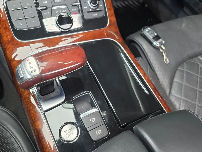 Audi A8 4.2 FSI Quattro - ���� 30% ����� | Mobile.bg � ����������� 9