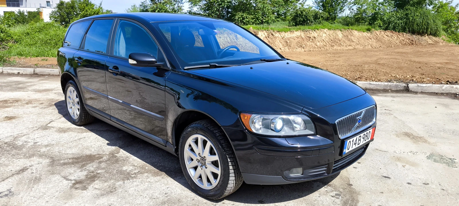 Volvo V50 2, 5i TURBO 4x4 220кс ШВЕЙЦАРИЯ КЛИМАТРОНИК, снимка 1