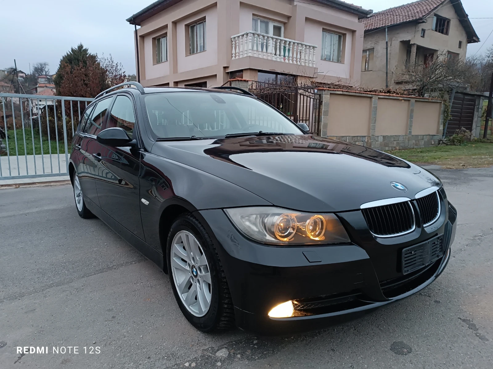 BMW 320 2.0D NAVI XENON - изображение 3