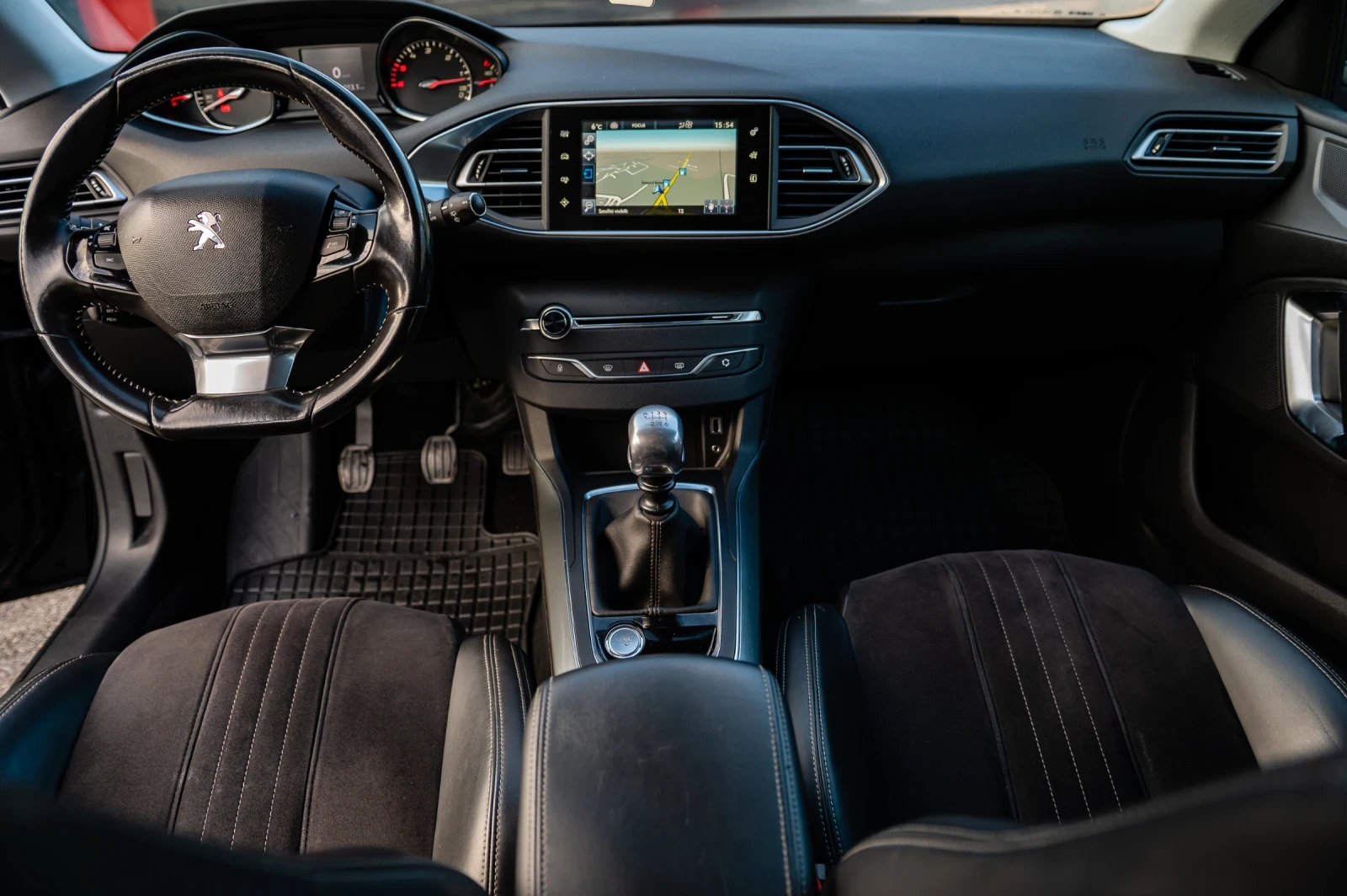 Peugeot 308 1.6 HDI ALLURE FULL LED - изображение 10