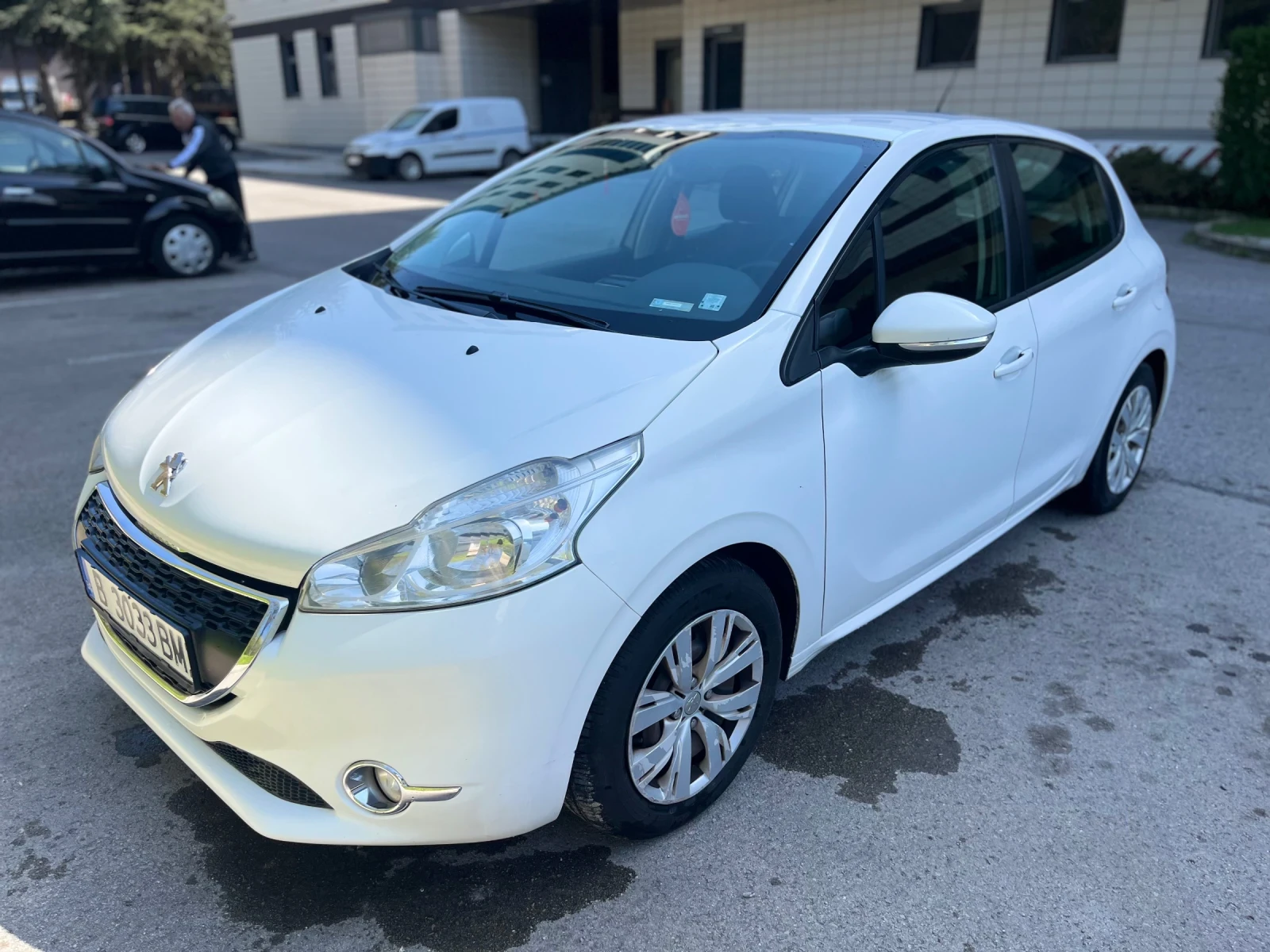 Peugeot 208 1.4  - изображение 3