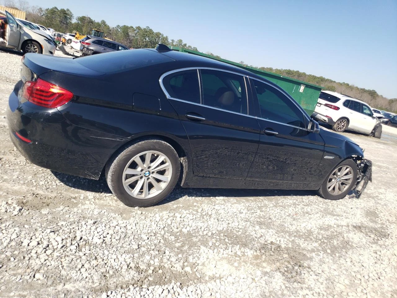BMW 528 RWD - изображение 3