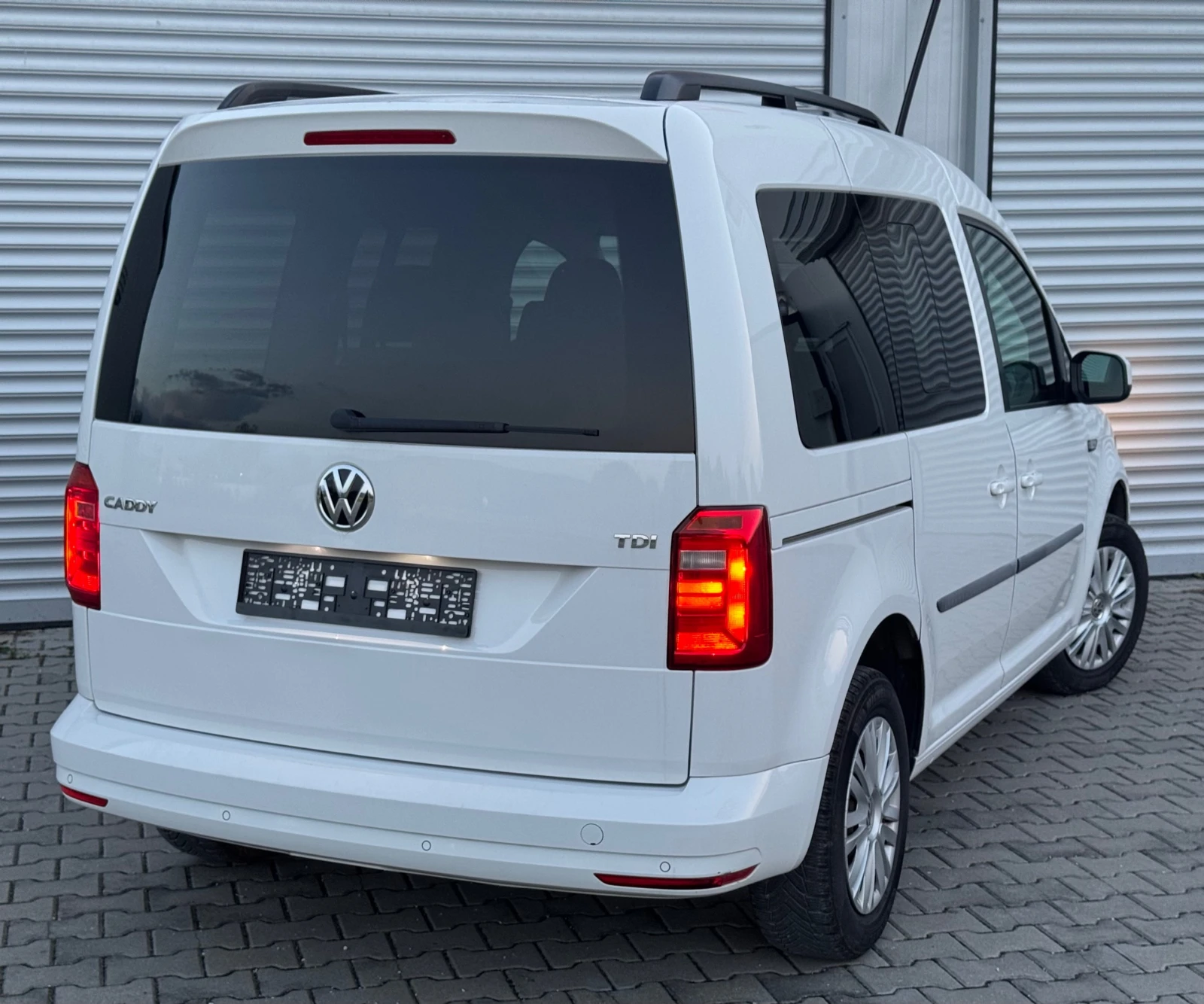 VW Caddy 2, 0tdi 4+ 1м., 102ps, климатр., мулти, ел.пакет - изображение 5