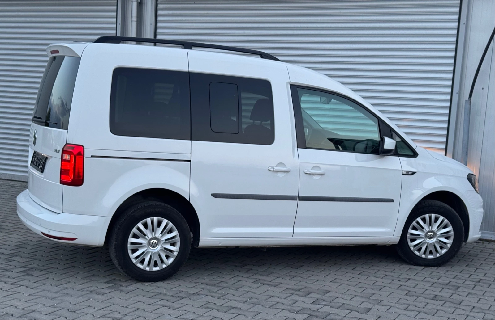 VW Caddy 2, 0tdi 4+ 1м., 102ps, климатр., мулти, ел.пакет - изображение 7