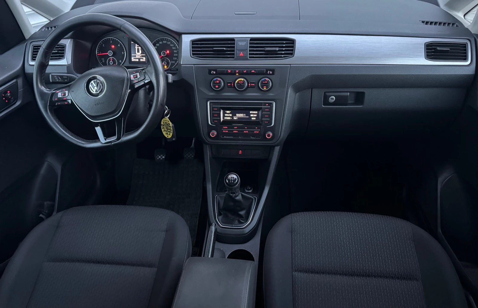 VW Caddy 2, 0tdi 4+ 1м., 102ps, климатр., мулти, ел.пакет - изображение 10