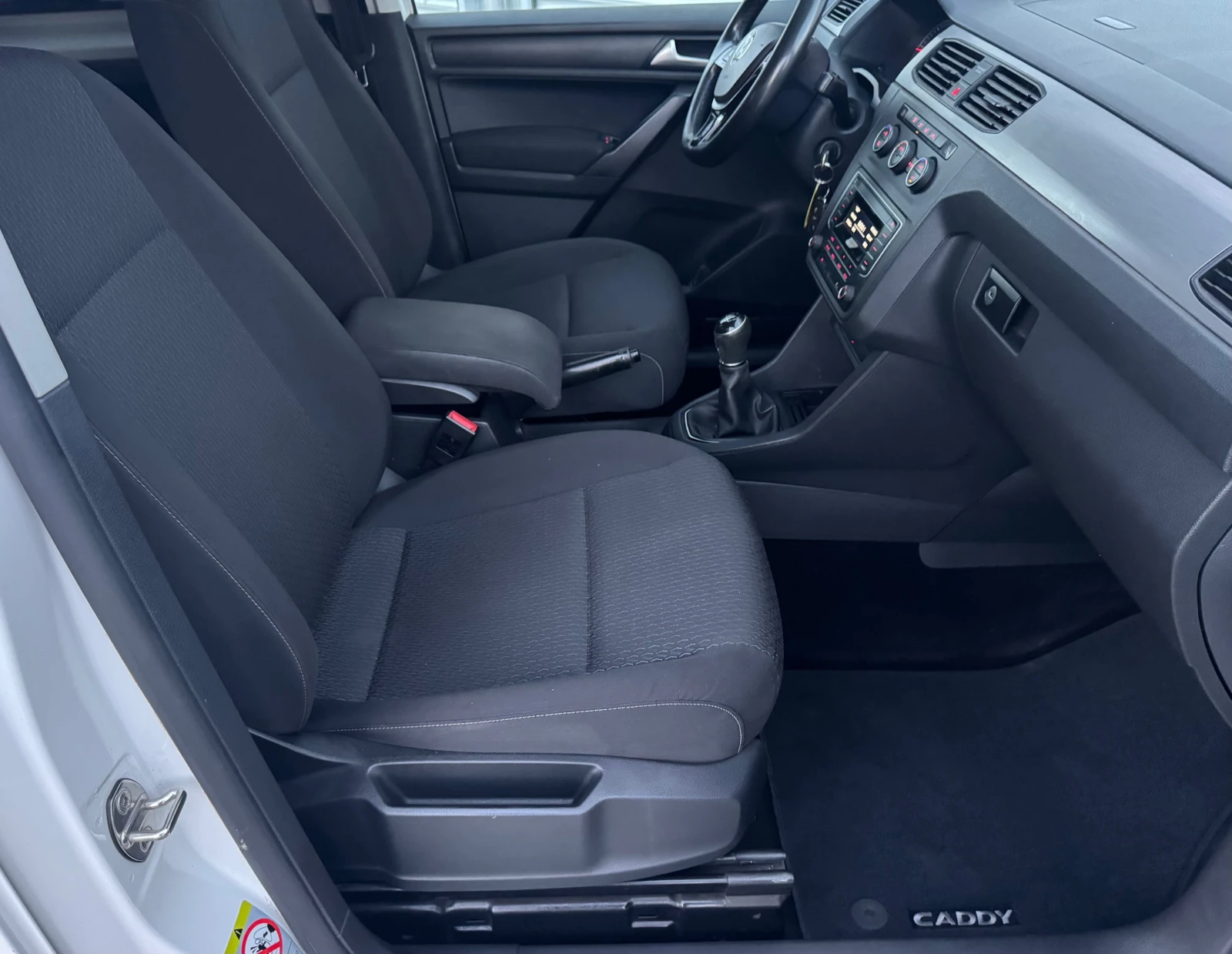 VW Caddy 2, 0tdi 4+ 1м., 102ps, климатр., мулти, ел.пакет - изображение 9