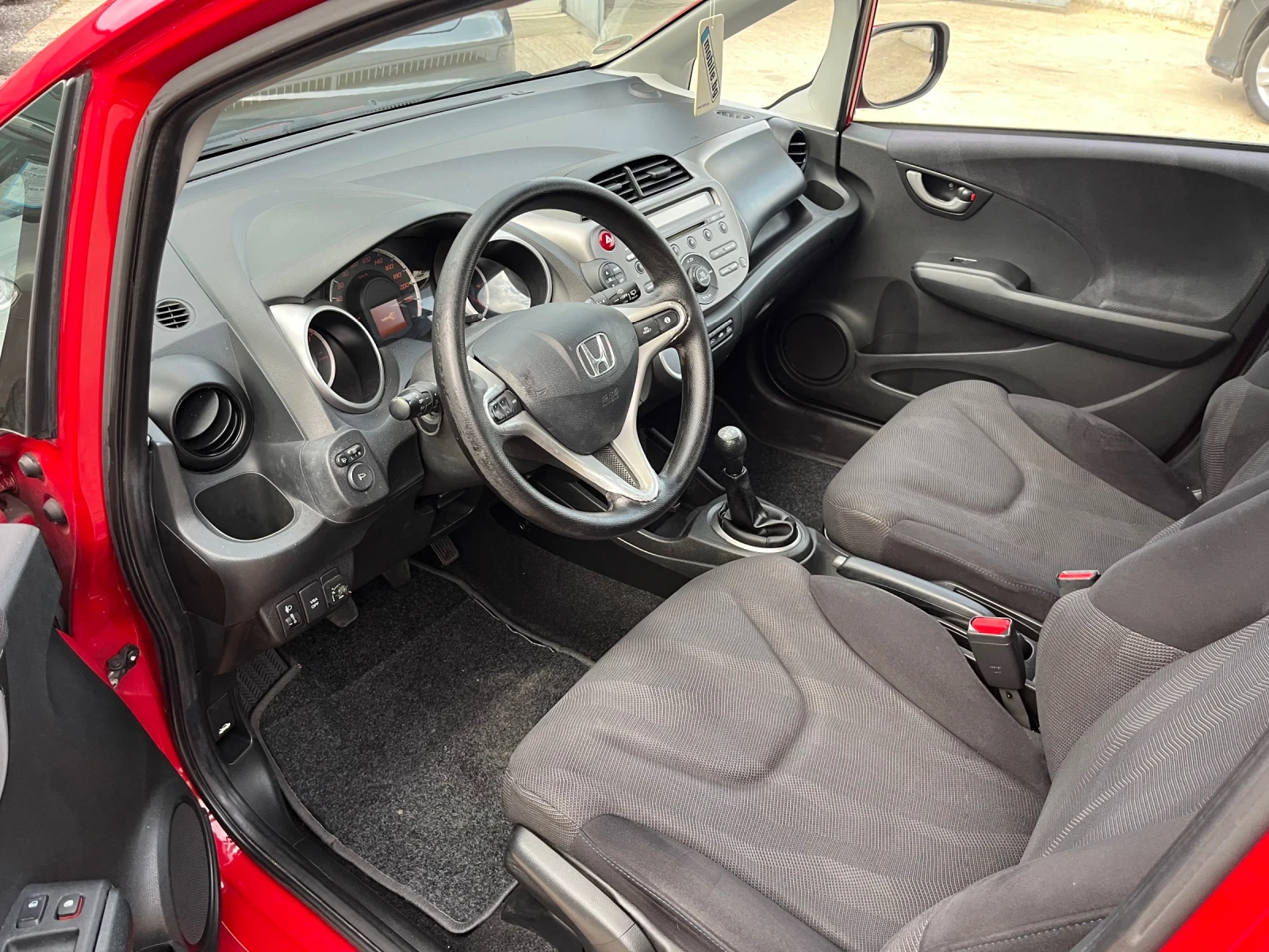 Honda Jazz 1.4i - изображение 7