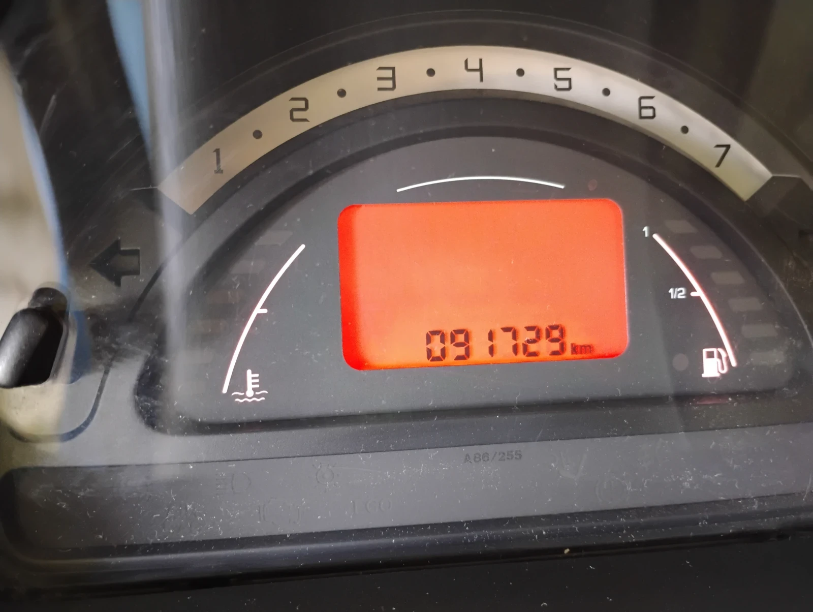 Citroen C2 1.1I - изображение 8