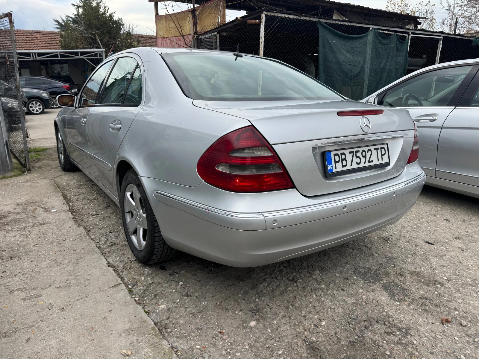 Mercedes-Benz E 270 CDI 177HP AVTOMAT NAVI KLIMA 2004G | Mobile.bg   6