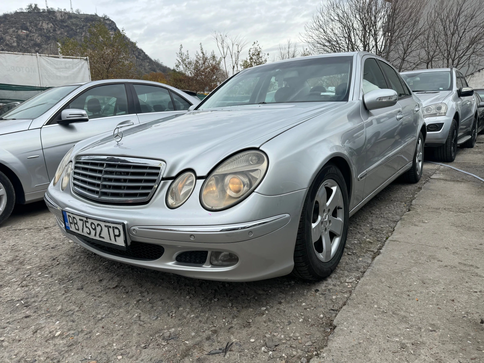 Mercedes-Benz E 270 CDI 177HP AVTOMAT NAVI KLIMA 2004G | Mobile.bg   1