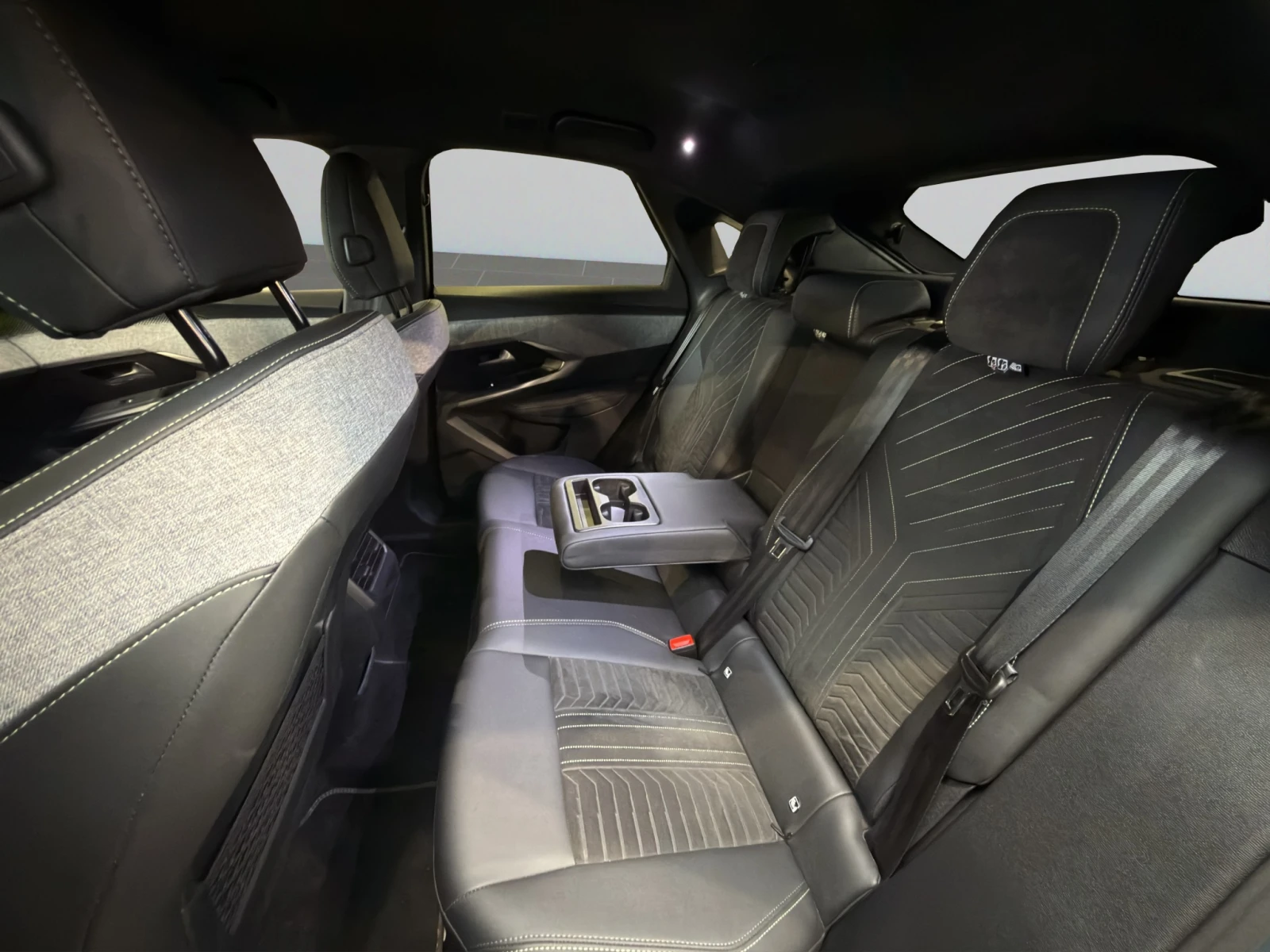 Peugeot 3008 GT 1.2 PureTech 145 HYBRID 48V e-DCS6 EURO 6.4 | Mobile.bg � ����������� 12