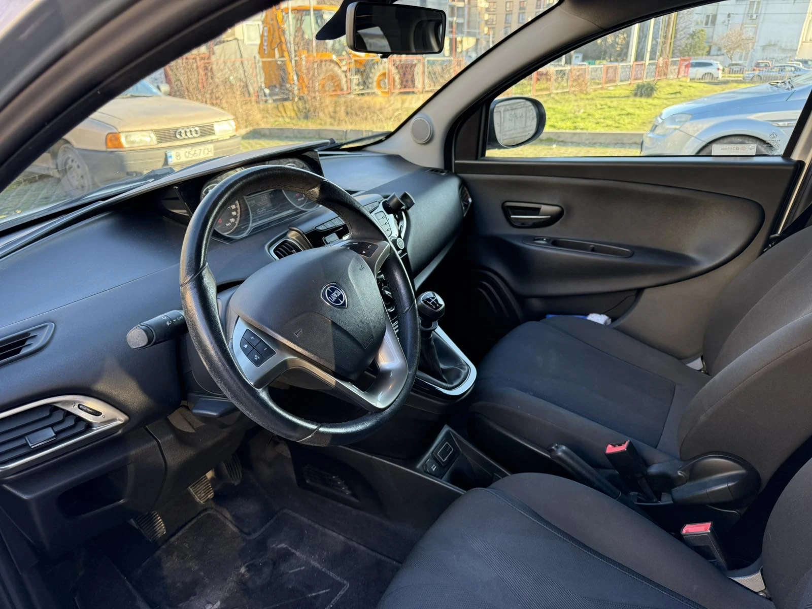 Lancia Ypsilon 1.2 | Mobile.bg � ����������� 10