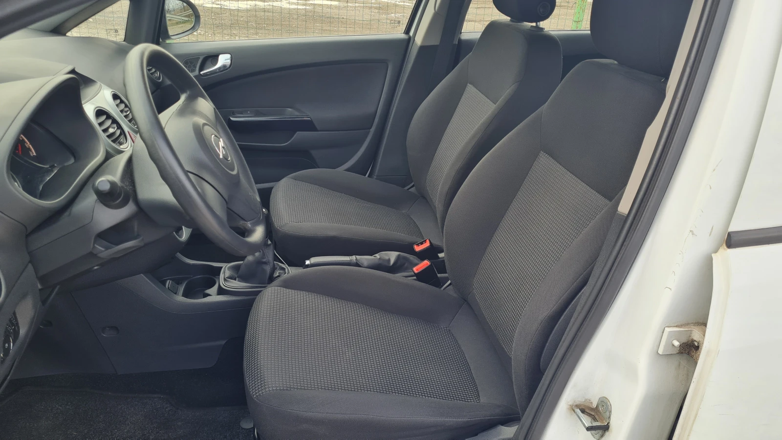 Opel Corsa 1.2i - изображение 7