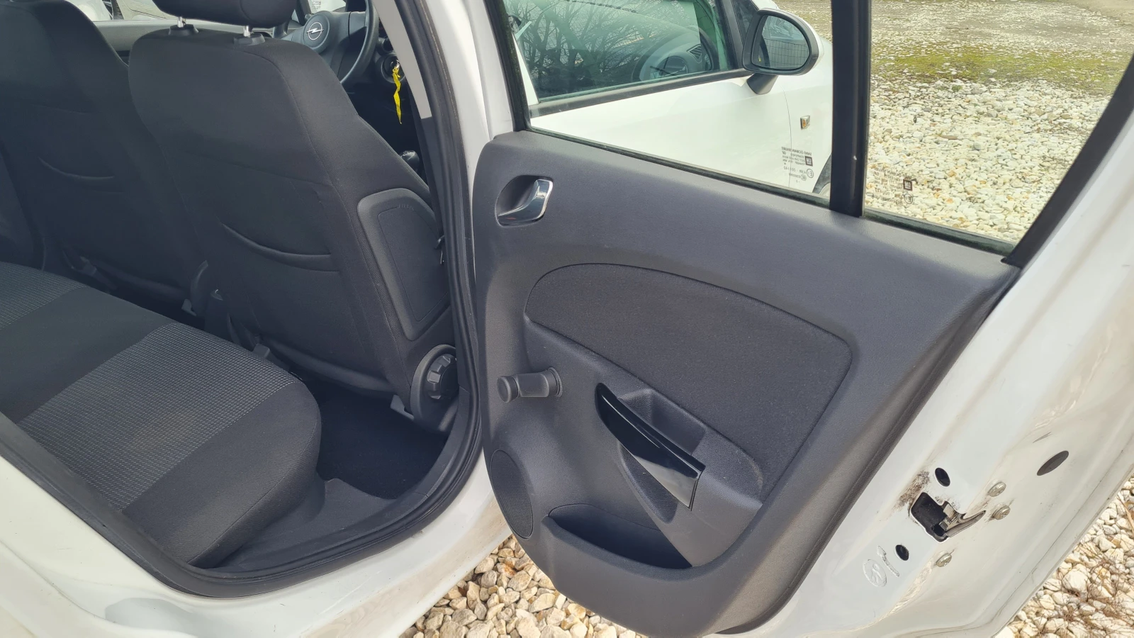 Opel Corsa 1.2i | Mobile.bg � ����������� 11