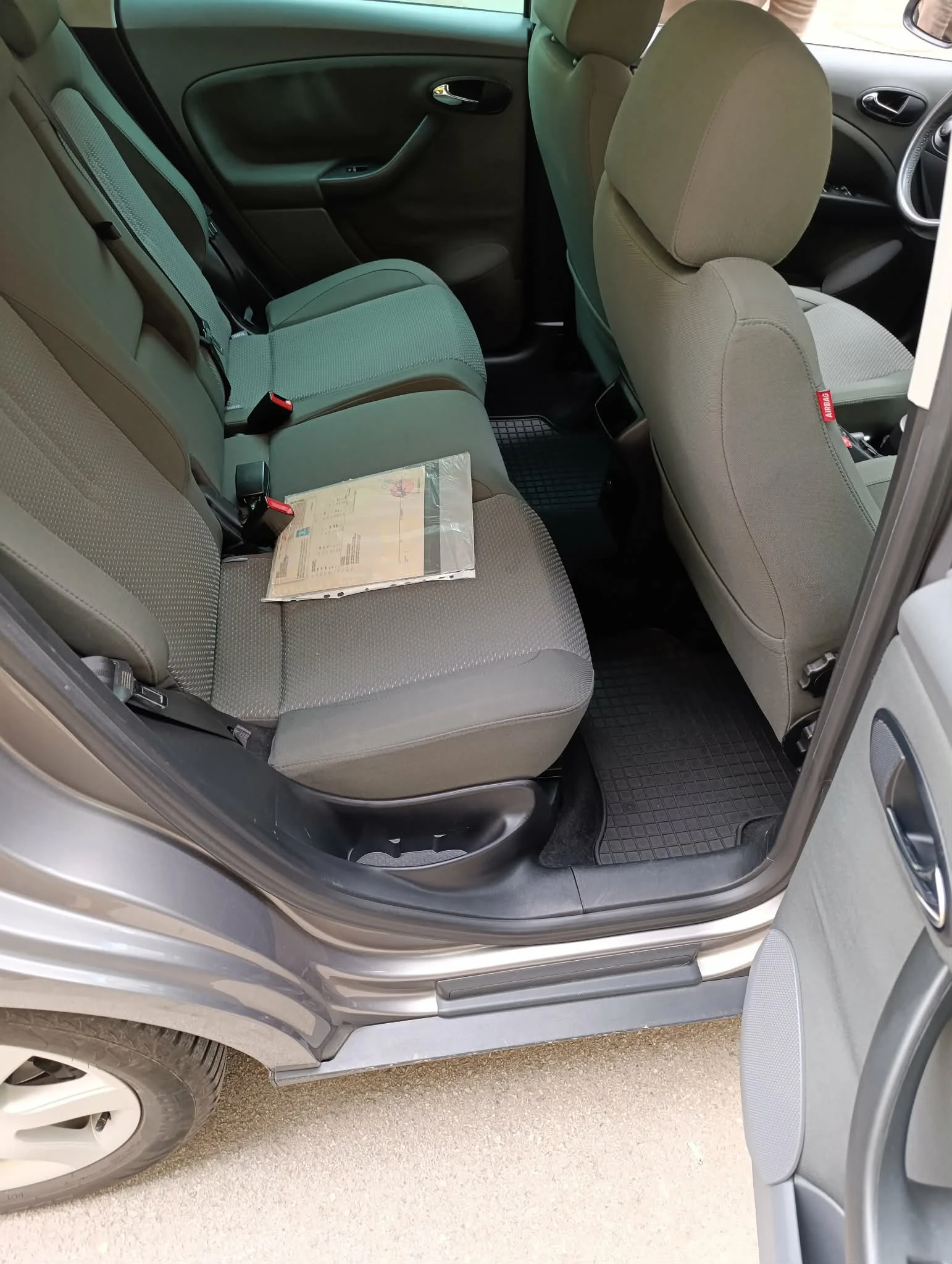 Seat Altea 2.0, снимка 5 - Автомобили и джипове - 53839954