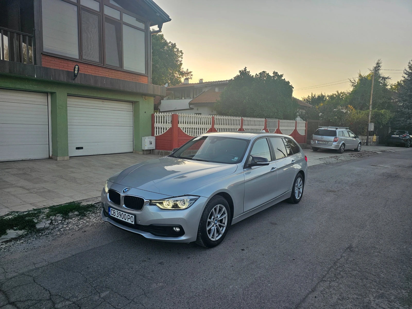 BMW 316 2.0 TDI-  Гаражно, снимка 3 - Автомобили и джипове - 53894533