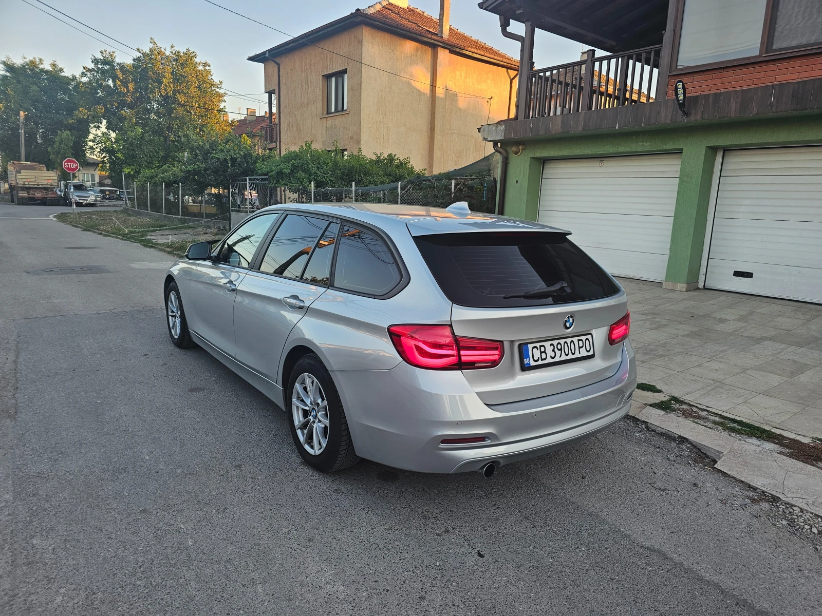 BMW 316 2.0 TDI-  Гаражно, снимка 6 - Автомобили и джипове - 53894533