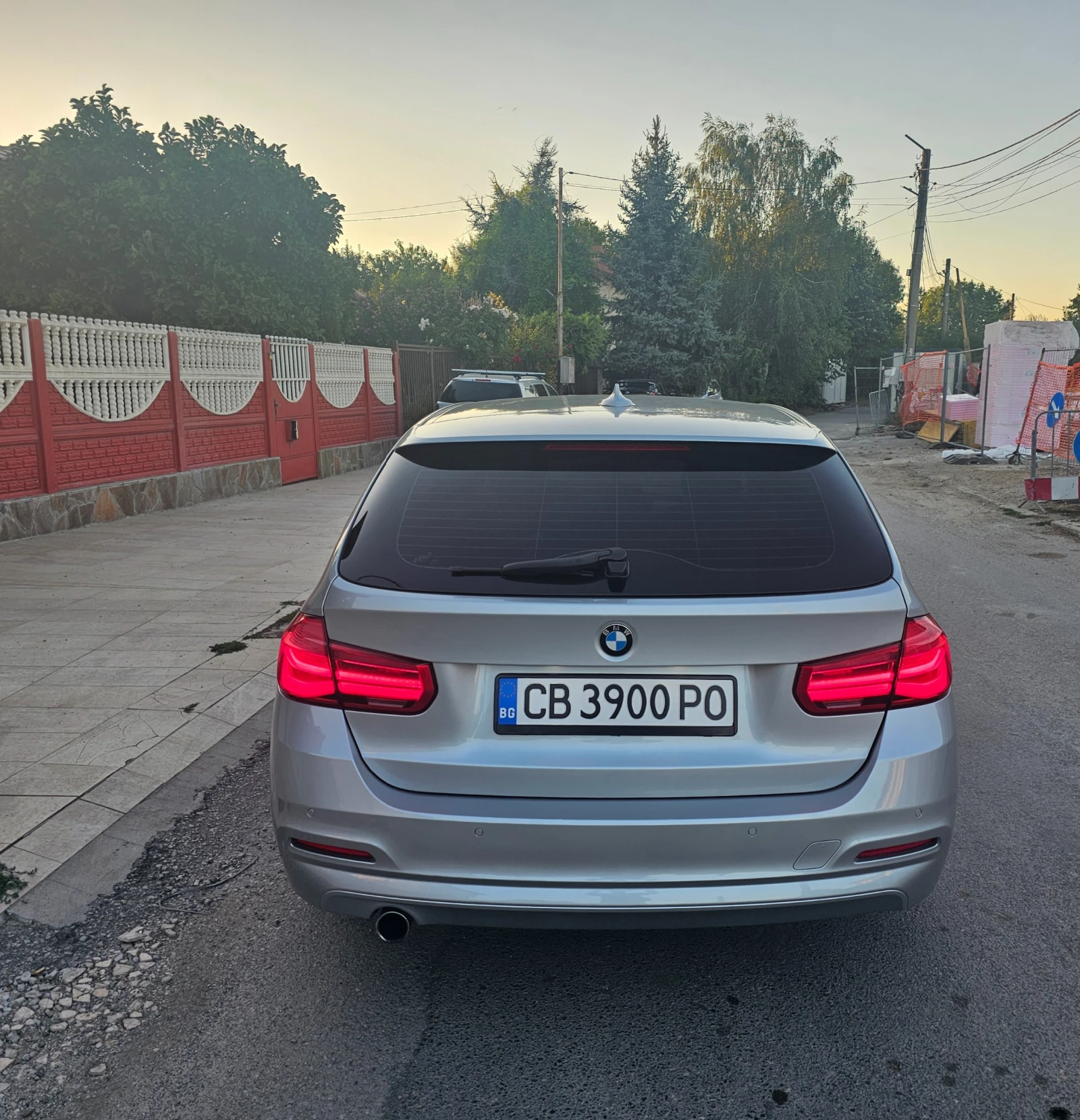 BMW 316 2.0 TDI-  Гаражно, снимка 7 - Автомобили и джипове - 53894533