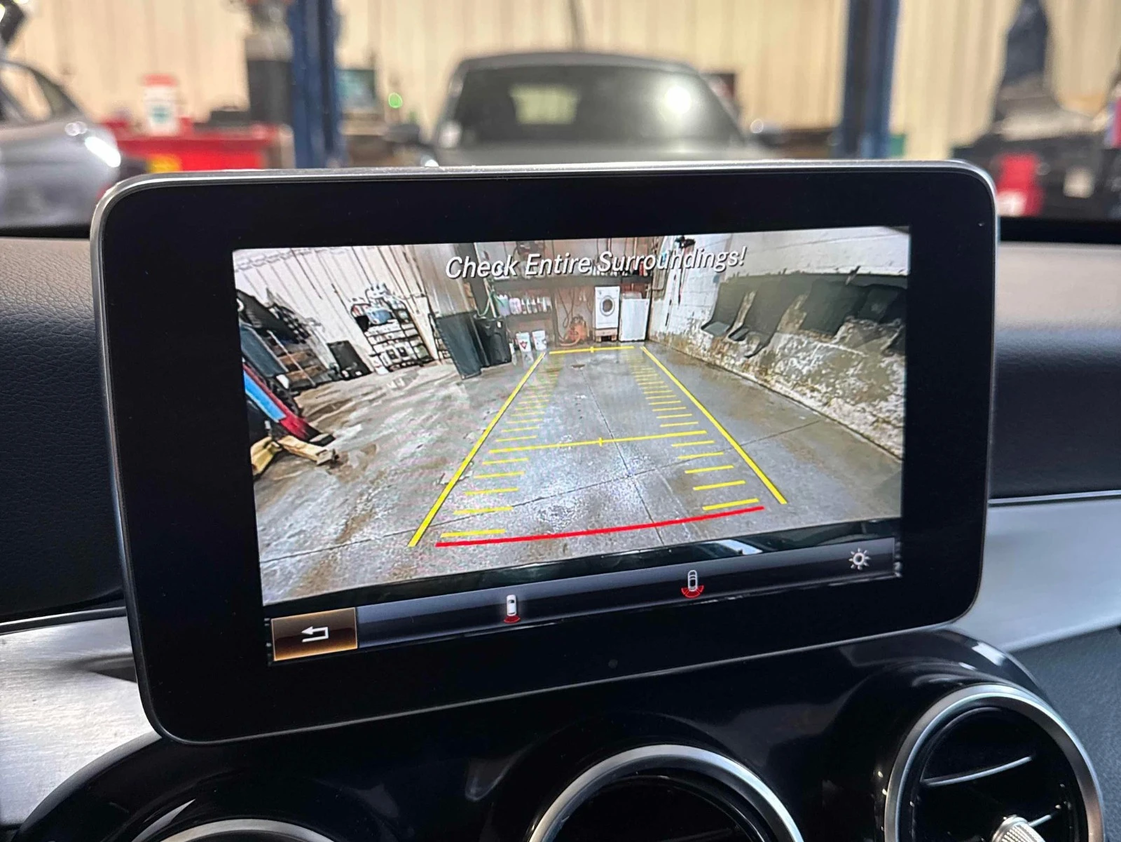 Mercedes-Benz C 300 4MATIC С РЕГИСТРАЦИЯ & АВТО КРЕДИТ , снимка 10 - Автомобили и джипове - 54067750