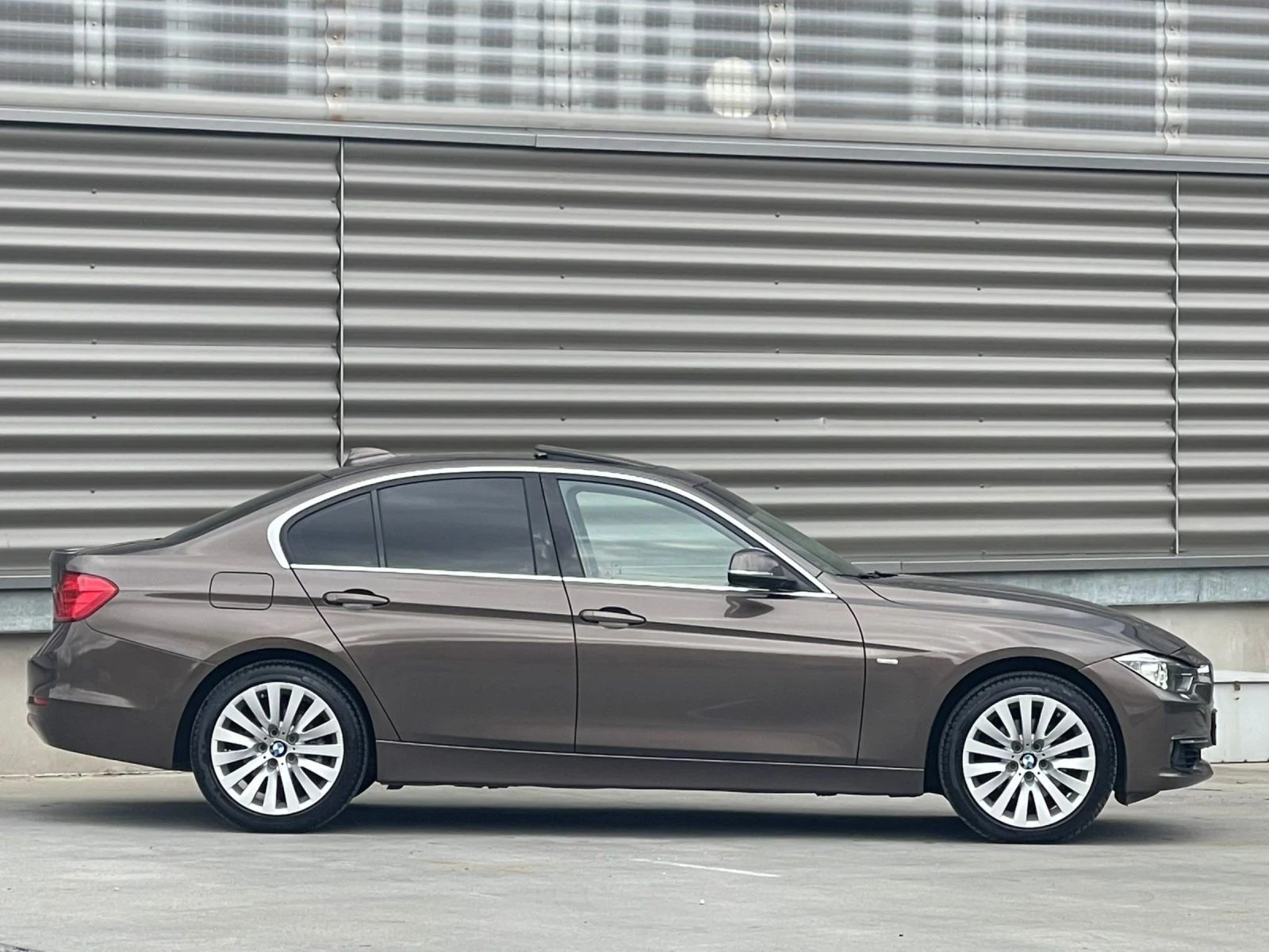 BMW 328 I XDRIVE Бартер/Лизинг, снимка 6 - Автомобили и джипове - 54084225