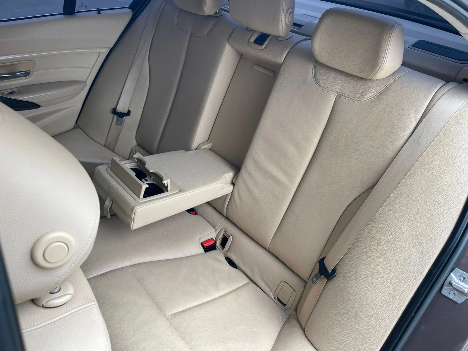 BMW 328 I XDRIVE Бартер/Лизинг, снимка 12 - Автомобили и джипове - 54084225