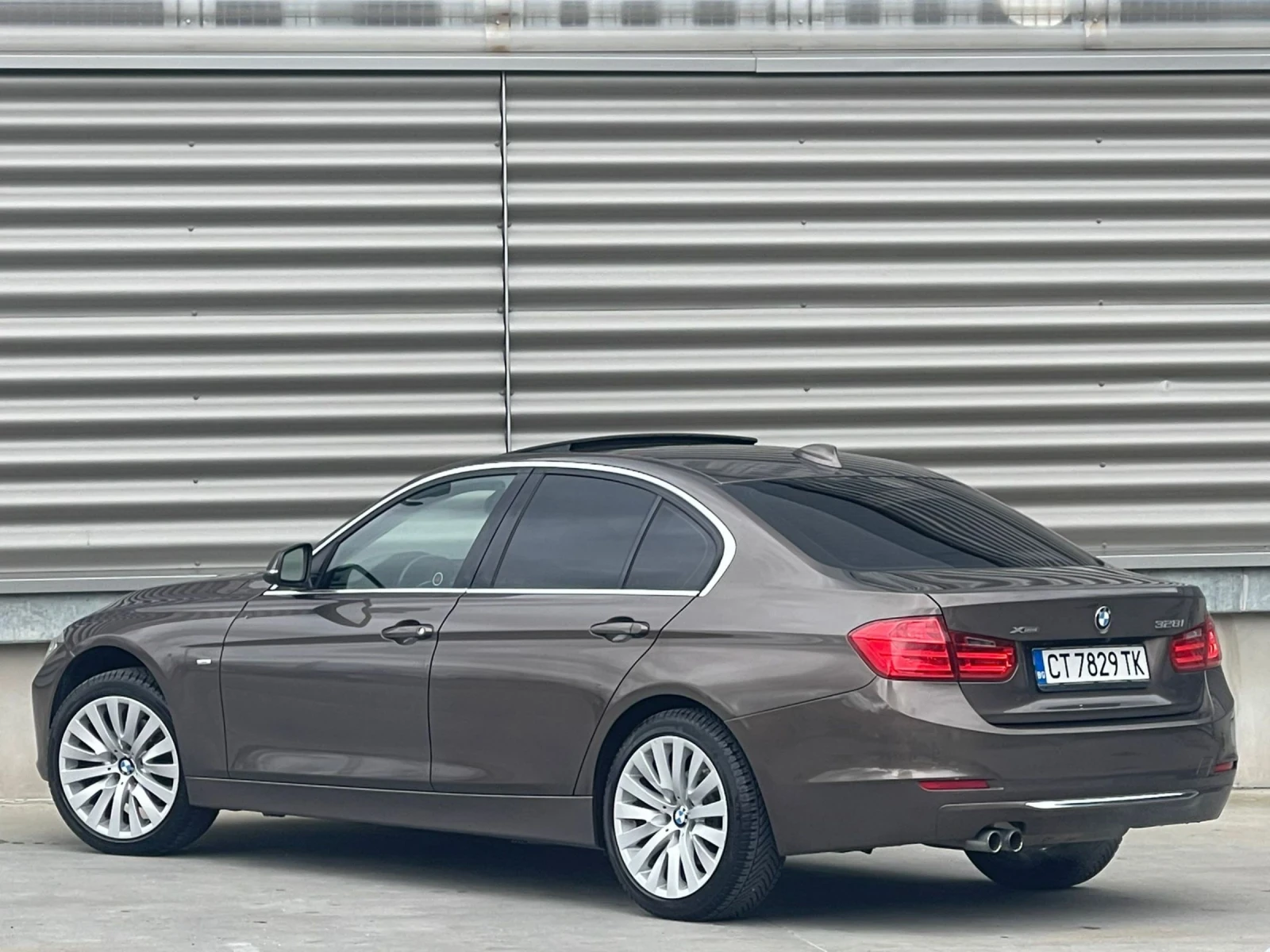 BMW 328 I XDRIVE Бартер/Лизинг, снимка 4 - Автомобили и джипове - 54084225