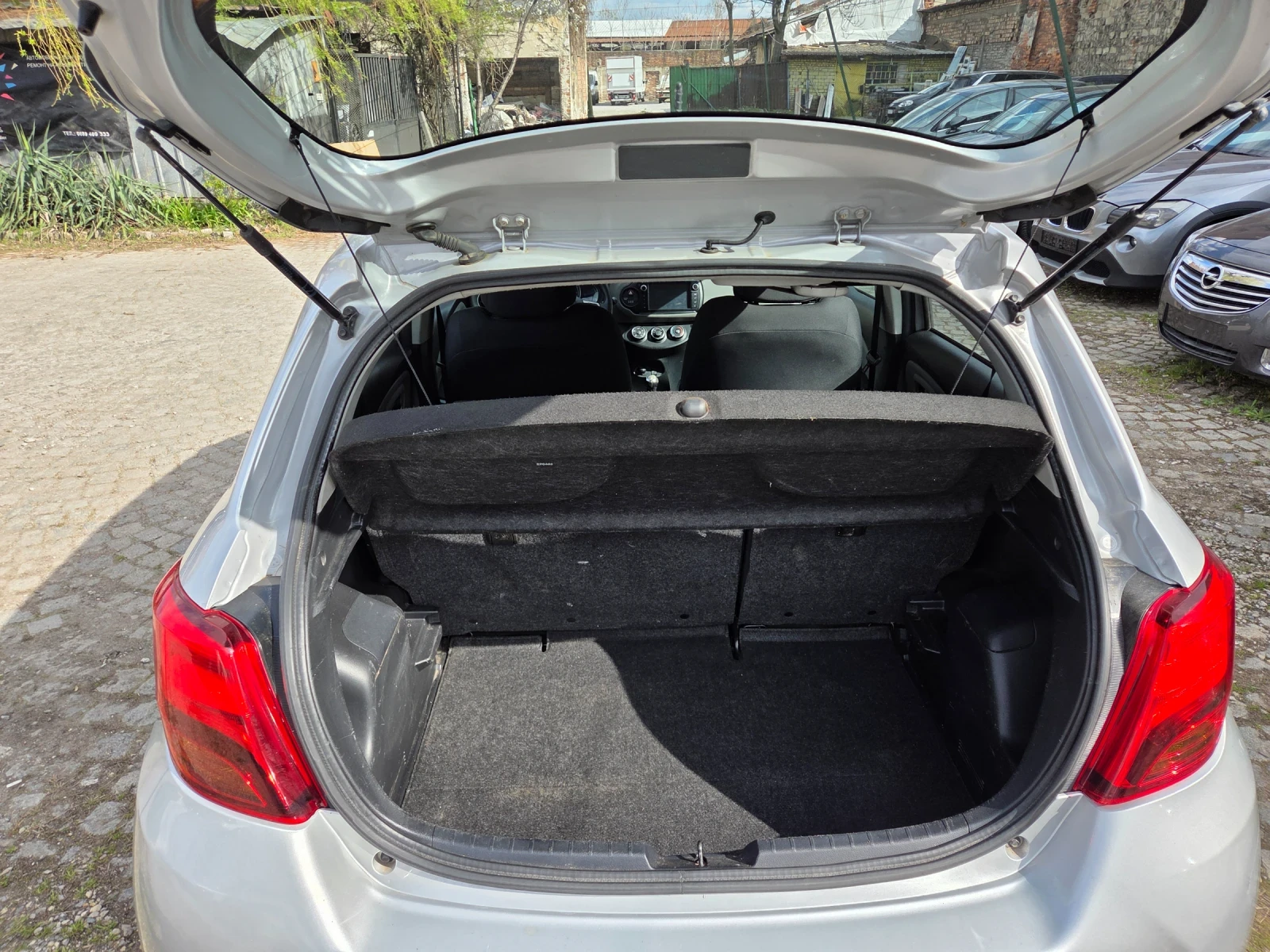 Toyota Yaris, снимка 7 - Автомобили и джипове - 54167504