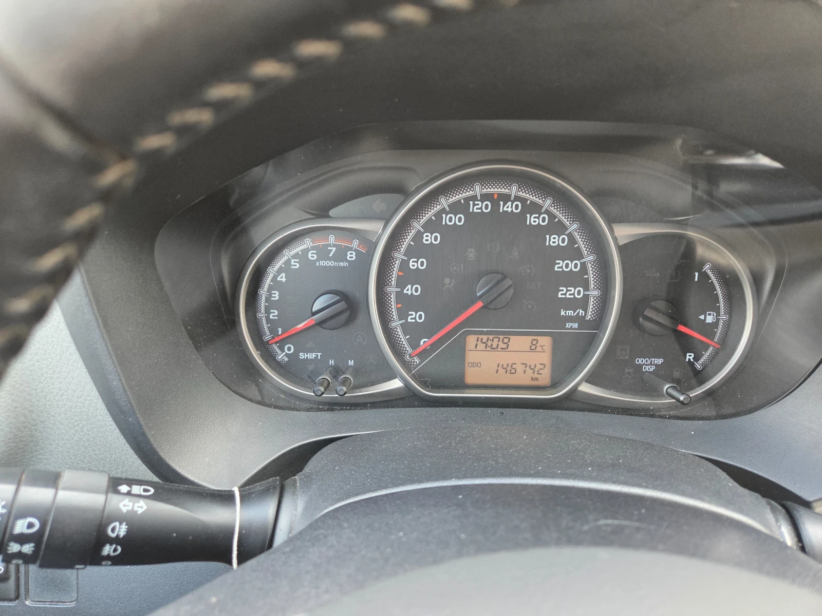 Toyota Yaris, снимка 13 - Автомобили и джипове - 54167504