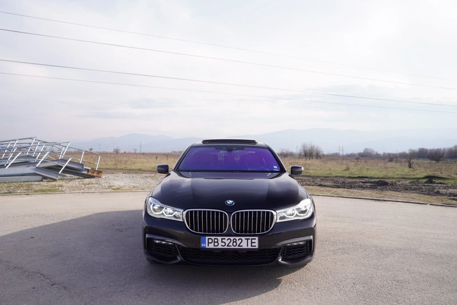 BMW 750 750LI Xdrive Carbon FULL MAX, снимка 2 - Автомобили и джипове - 54373058