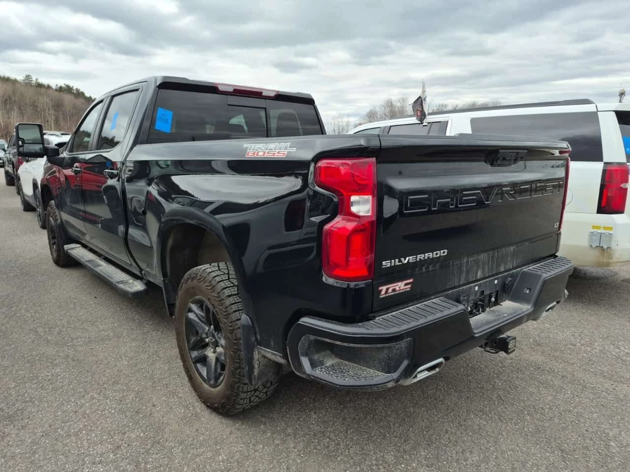 Chevrolet Silverado DIESEL * LT TRAIL BOSS CREW CAB STD BED * CARFAX *, снимка 4 - Автомобили и джипове - 54426697