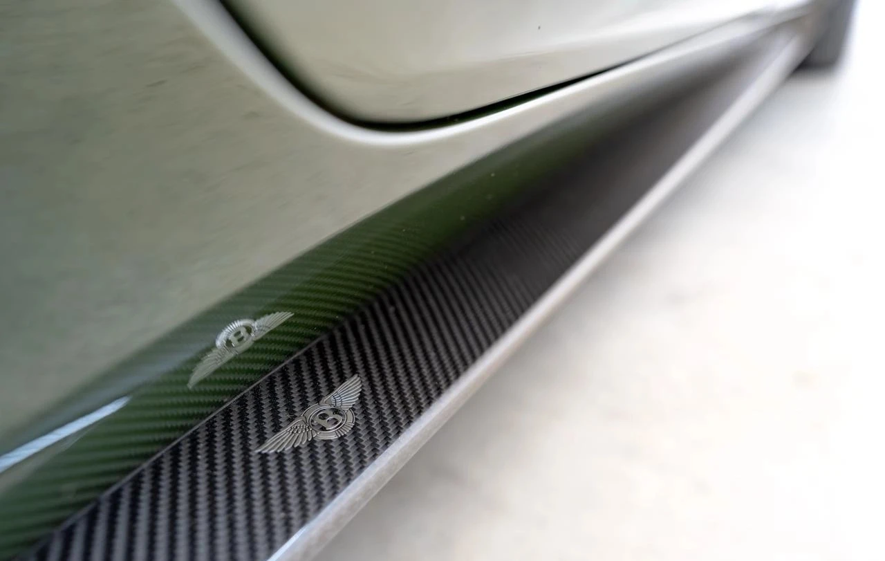 Bentley Flying Spur 4.0 V8 AWD, снимка 4 - Автомобили и джипове - 54641324
