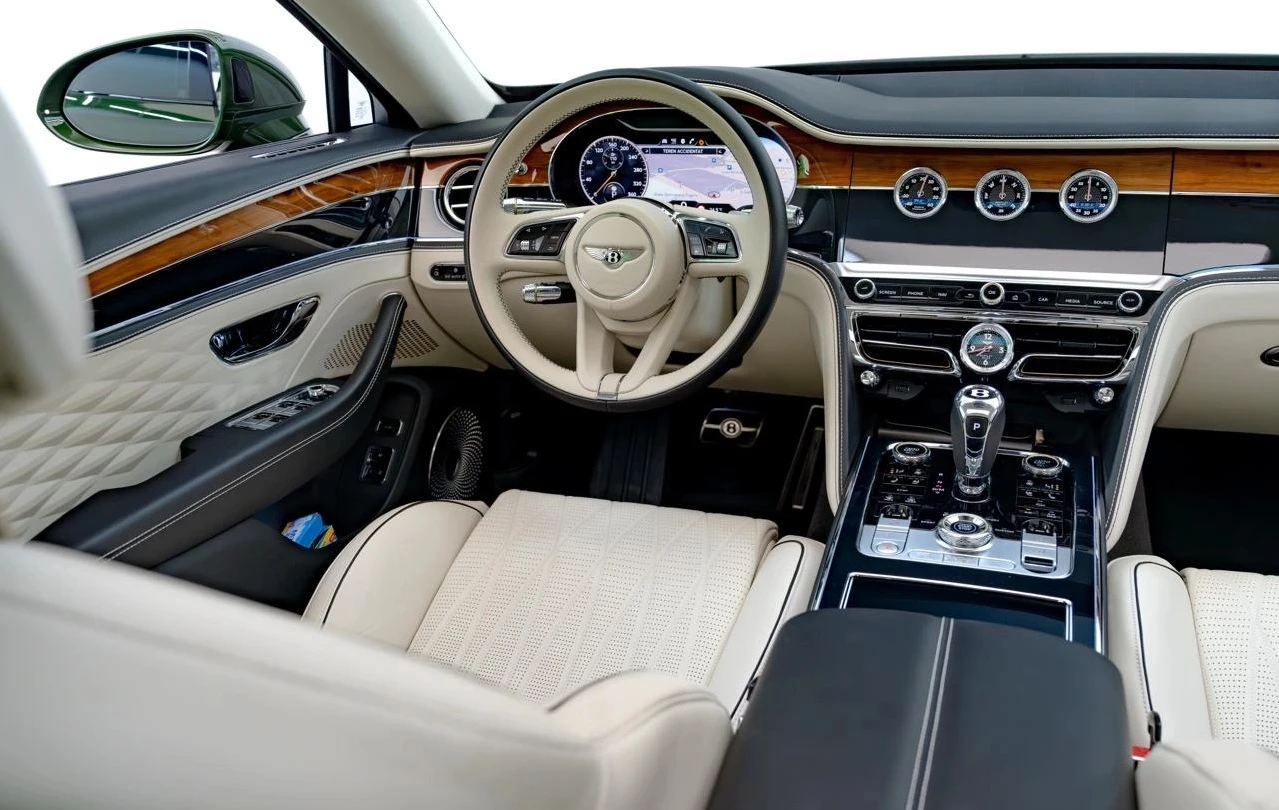 Bentley Flying Spur 4.0 V8 AWD, снимка 5 - Автомобили и джипове - 54641324