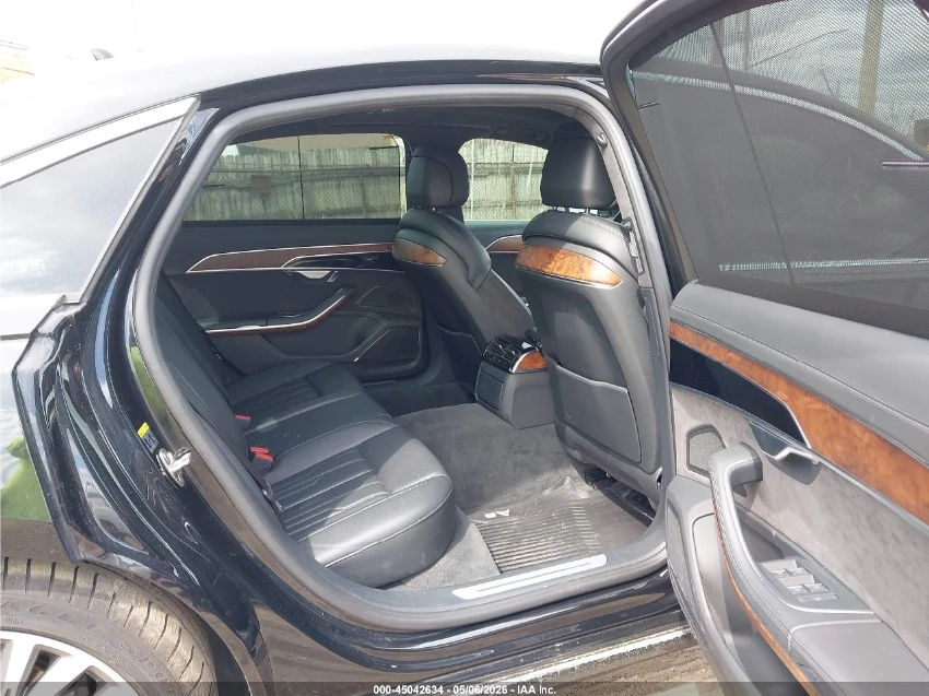 Audi A8 L 55 QUATRO* подгрев* обдухване* щори* панорама* , снимка 8 - Автомобили и джипове - 54767673