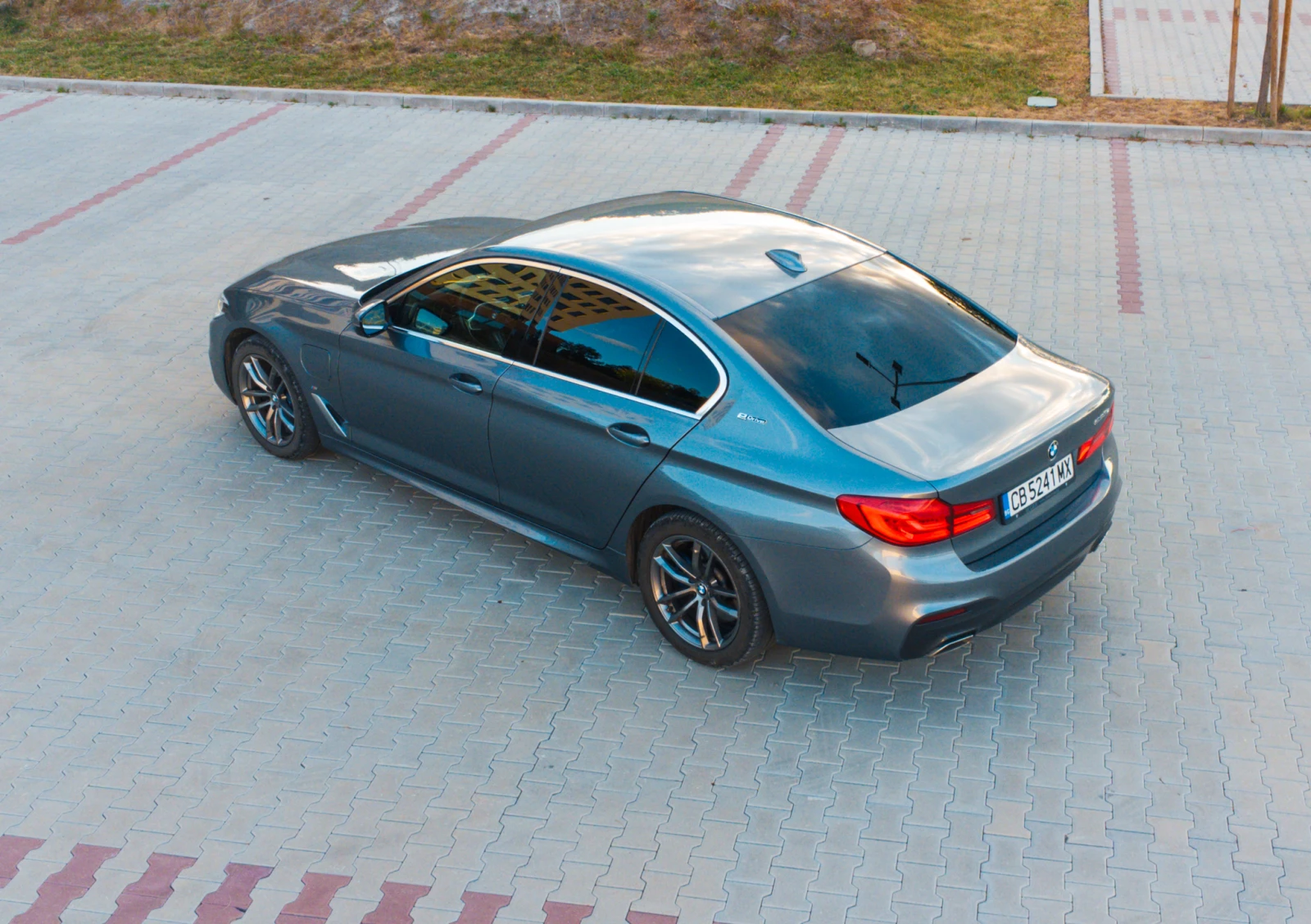 BMW 530E 530e iPerformance, снимка 3 - Автомобили и джипове - 54823890