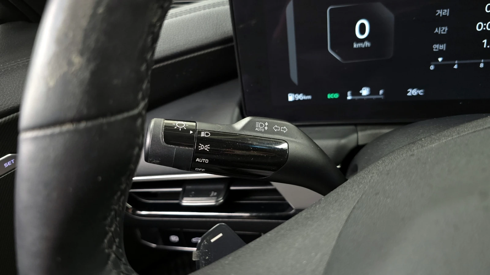 Kia K8 ФАБРИЧНА ГАЗ* ПОДГРЕВИ* ОБДУХ* DISTR* МАСАЖИ, снимка 16 - Автомобили и джипове - 55146133