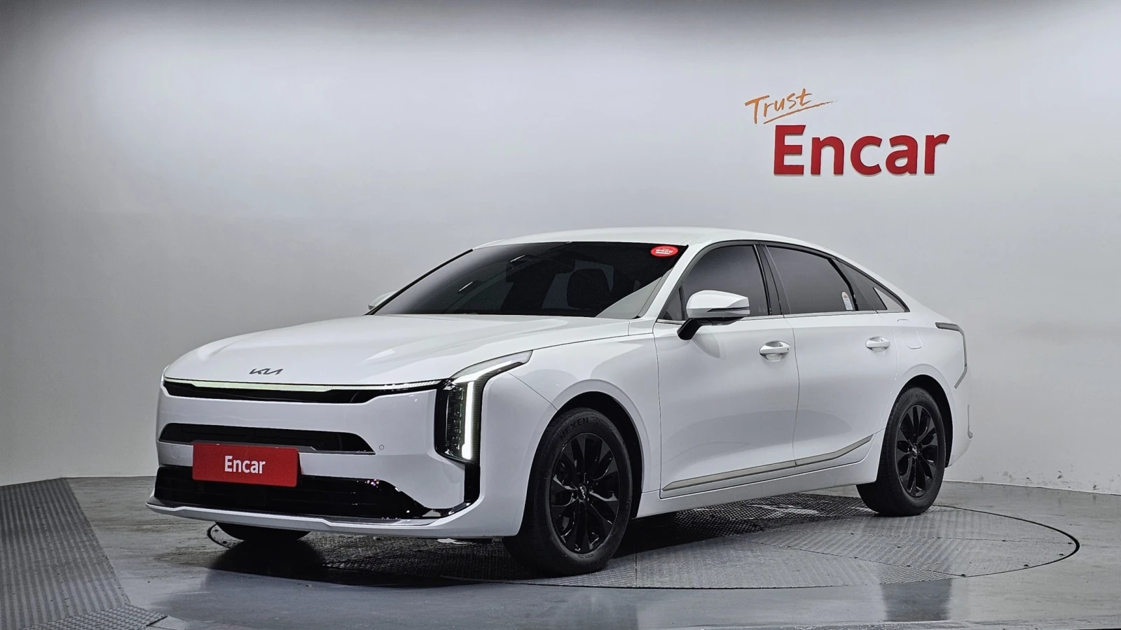 Kia K8 ФАБРИЧНА ГАЗ* ПОДГРЕВИ* ОБДУХ* DISTR* МАСАЖИ