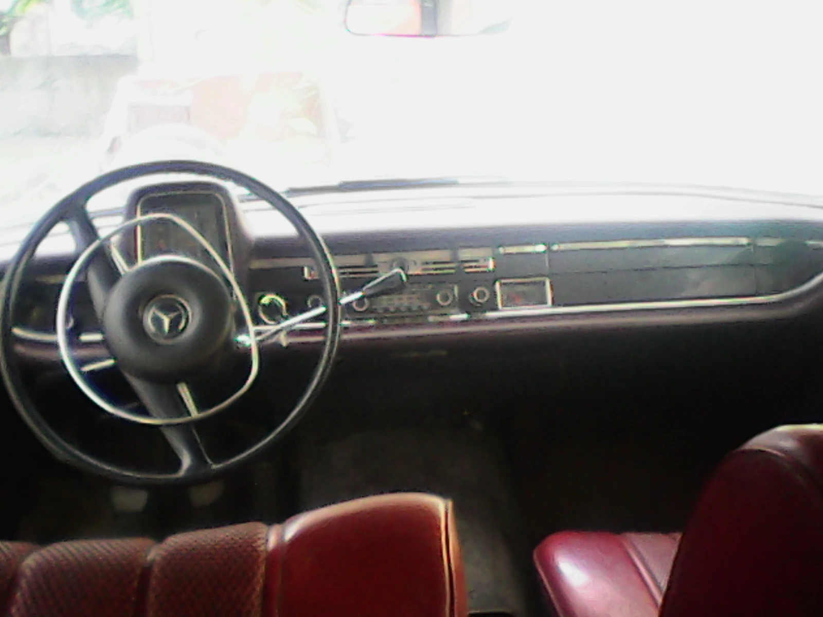 Mercedes-Benz 110, снимка 8 - Автомобили и джипове - 55418748