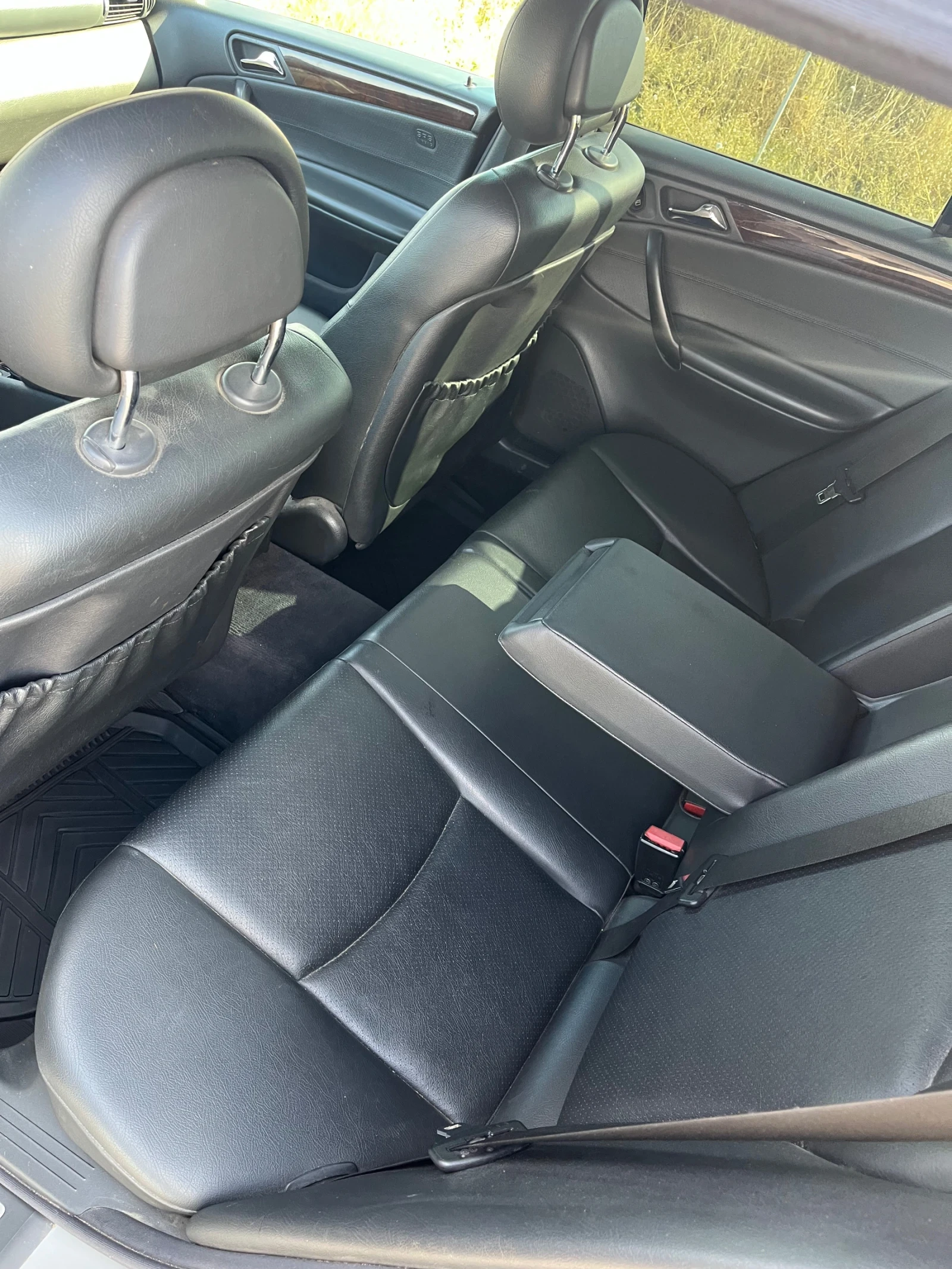 Mercedes-Benz C 200, снимка 6 - Автомобили и джипове - 55547303