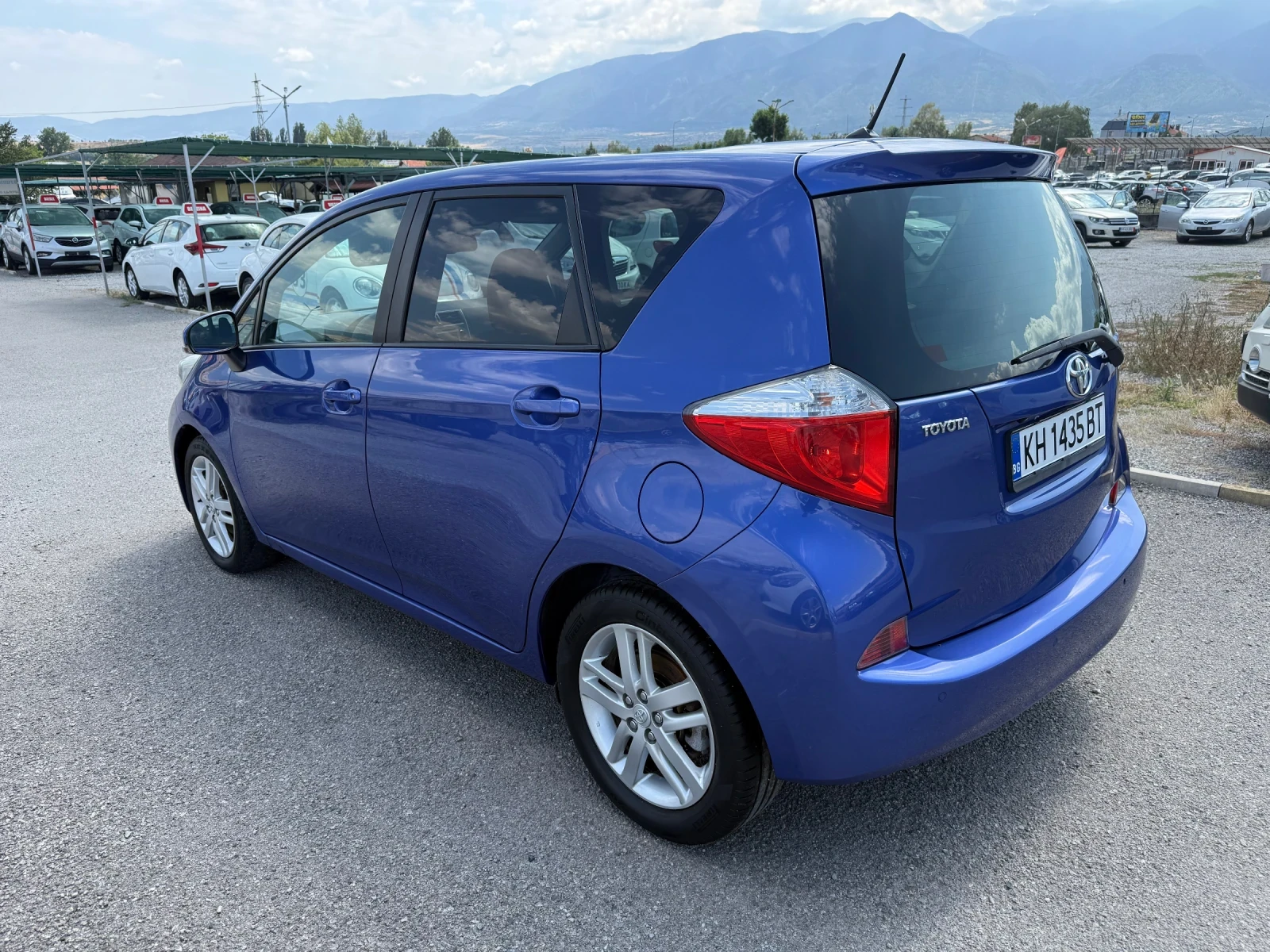 Toyota Verso S 1.4 D , снимка 4 - Автомобили и джипове - 55667627