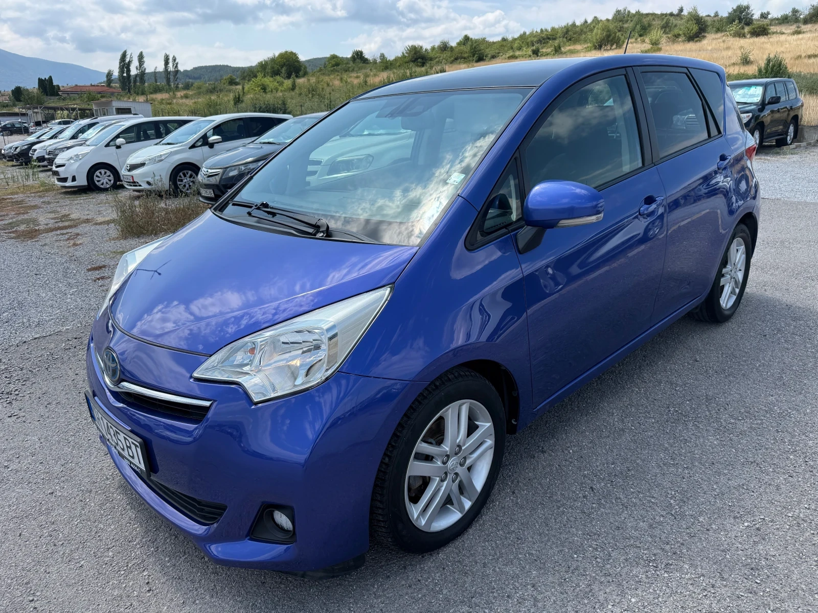 Toyota Verso S 1.4 D , снимка 3 - Автомобили и джипове - 55667627