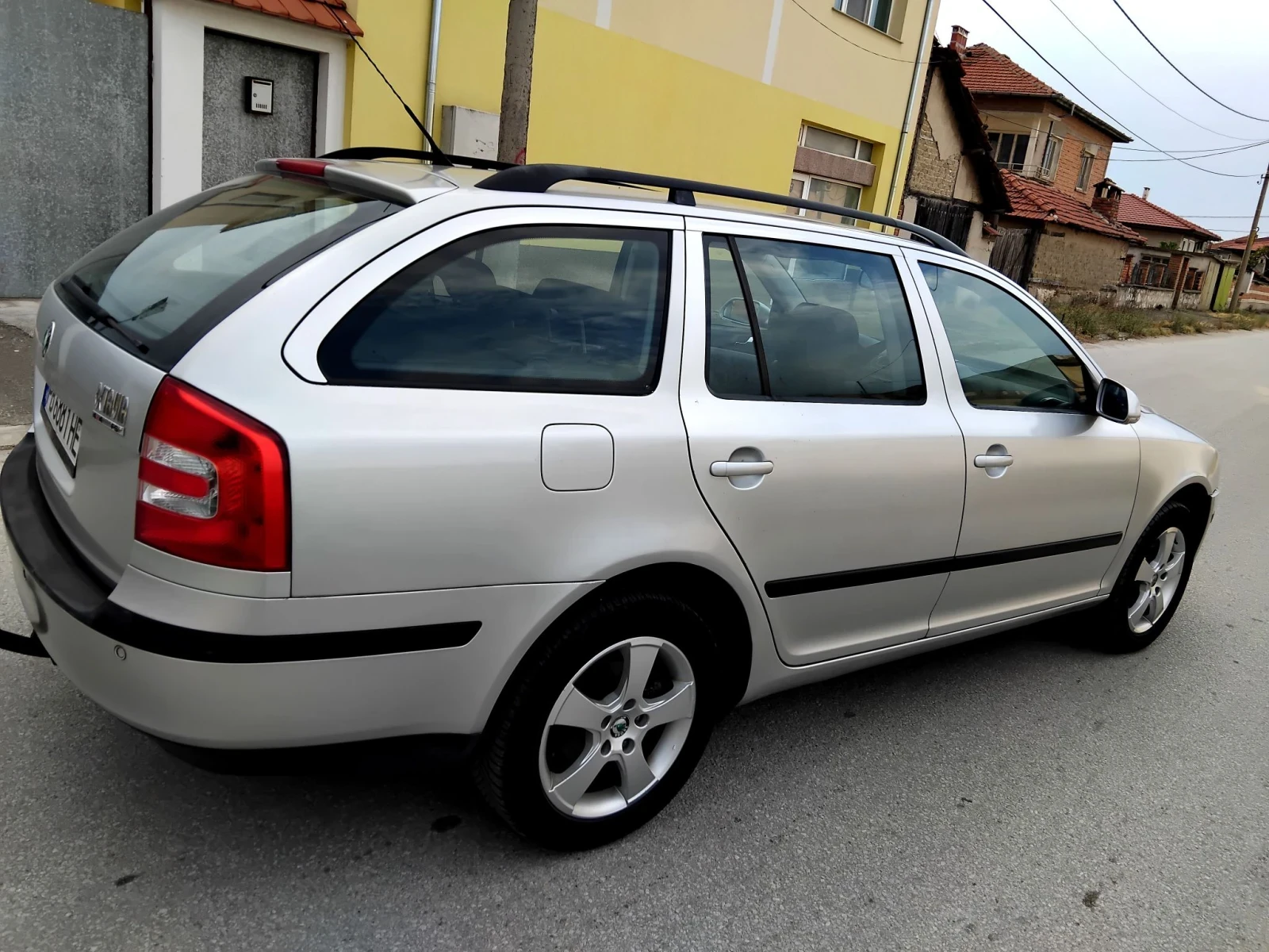 Skoda Octavia 2.0i.150k.4+ 4.6скр.+ ГАЗОВ ИНЖЕКЦИОН , снимка 3 - Автомобили и джипове - 55824975