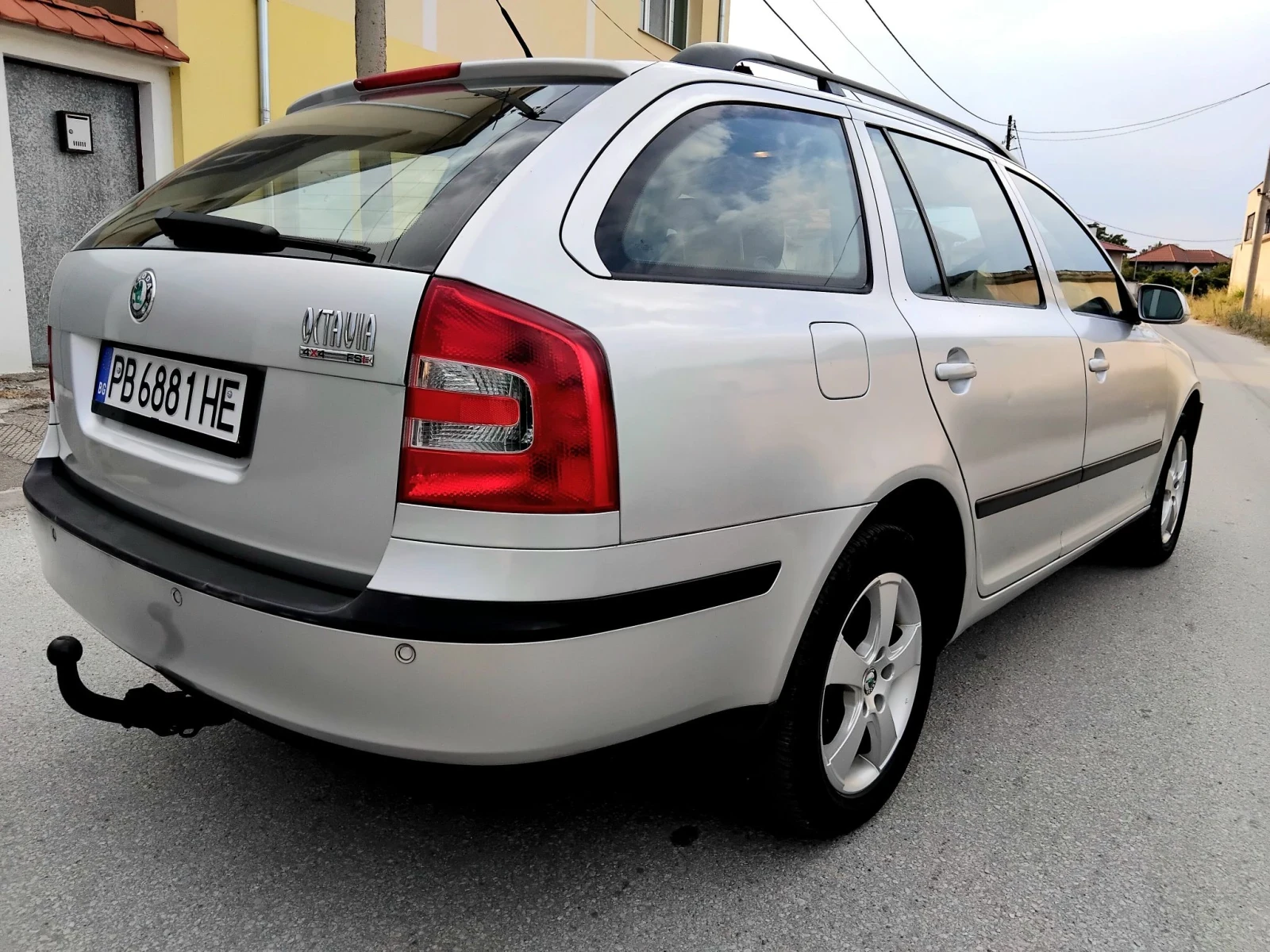 Skoda Octavia 2.0i.150k.4+ 4.6скр.+ ГАЗОВ ИНЖЕКЦИОН , снимка 9 - Автомобили и джипове - 55824975