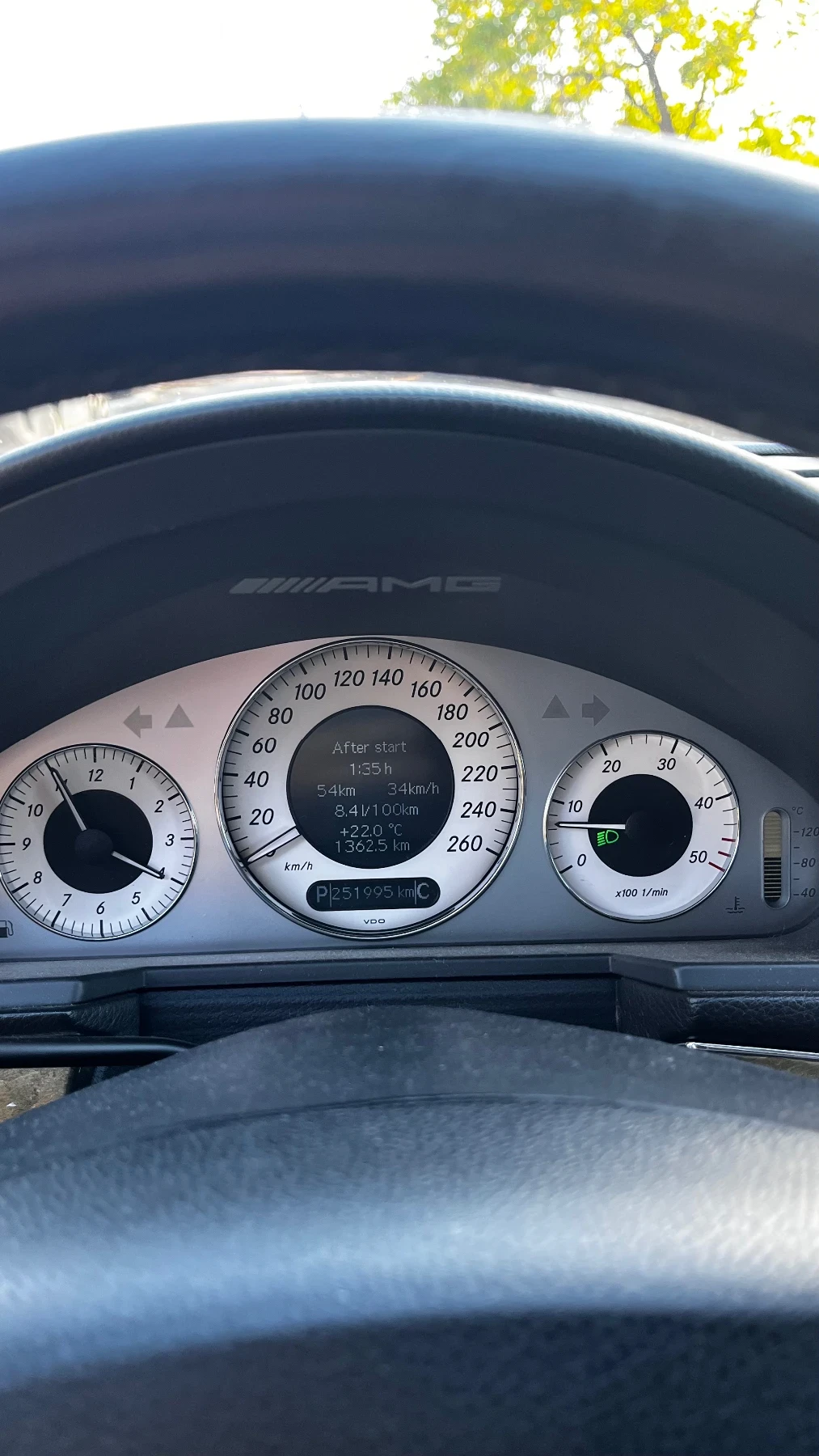 Mercedes-Benz E 280, снимка 8 - Автомобили и джипове - 56634915