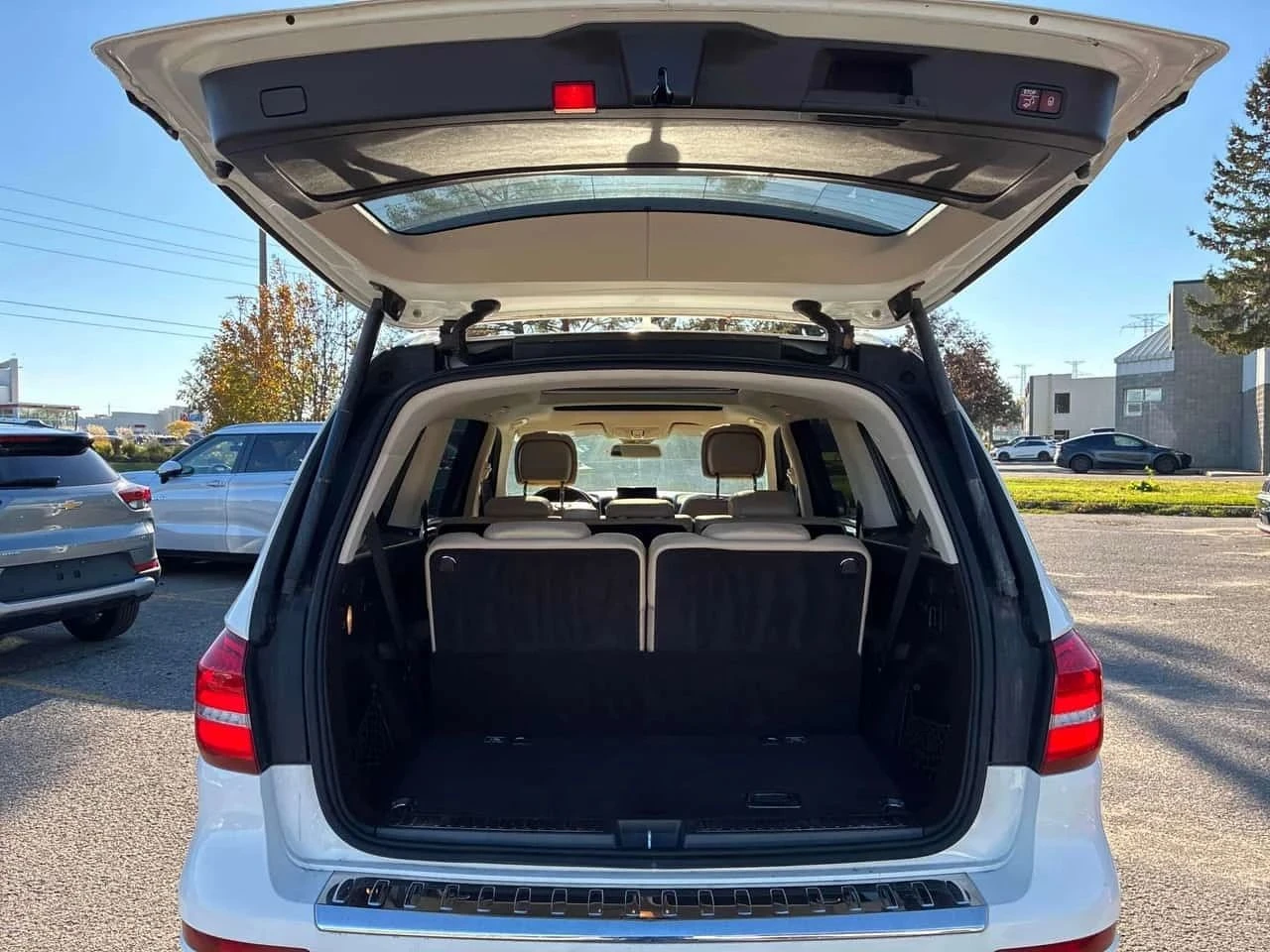 Mercedes-Benz GLS 450, снимка 15 - Автомобили и джипове - 56685202